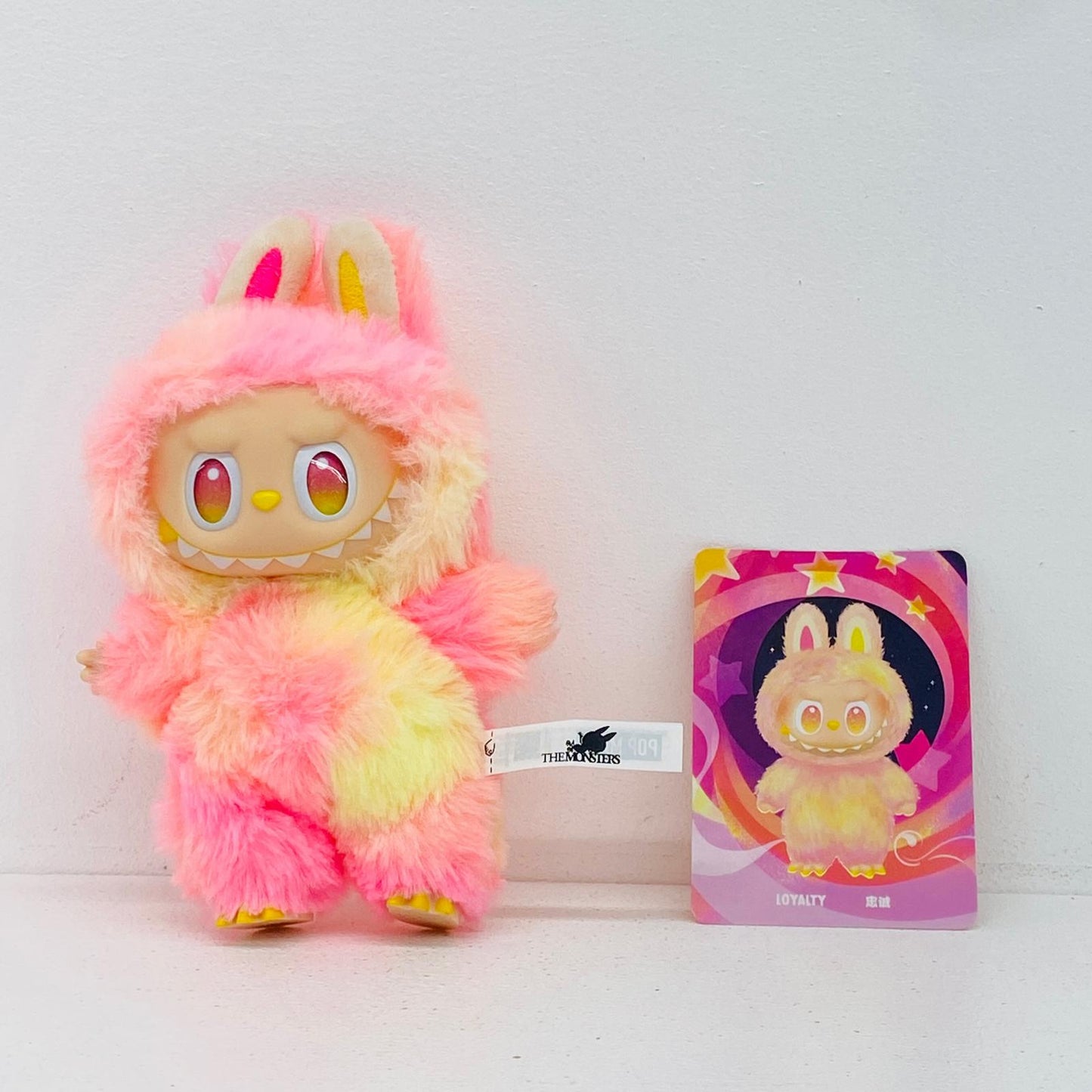 ぬいぐるみ LOYALTY「THE MONSTERS Big into Energy シリーズ ぬいぐるみペンダント」POPMART LOYALTY THE MONSTERS Big into Energy【加古川物流】