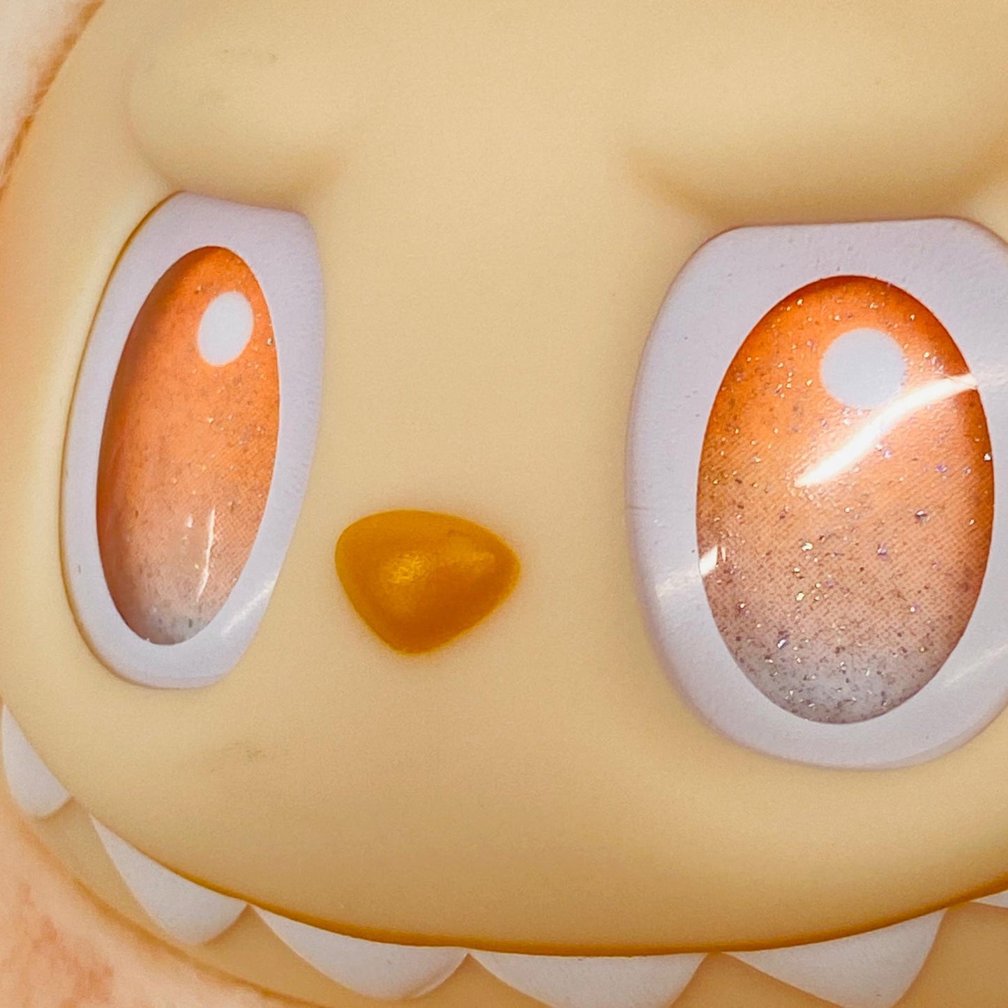 ぬいぐるみ HAPPINESS「THE MONSTERS Big into Energy シリーズ ぬいぐるみペンダント」POPMART HAPPINESS THE MONSTERS Big into Energy【加古川物流】