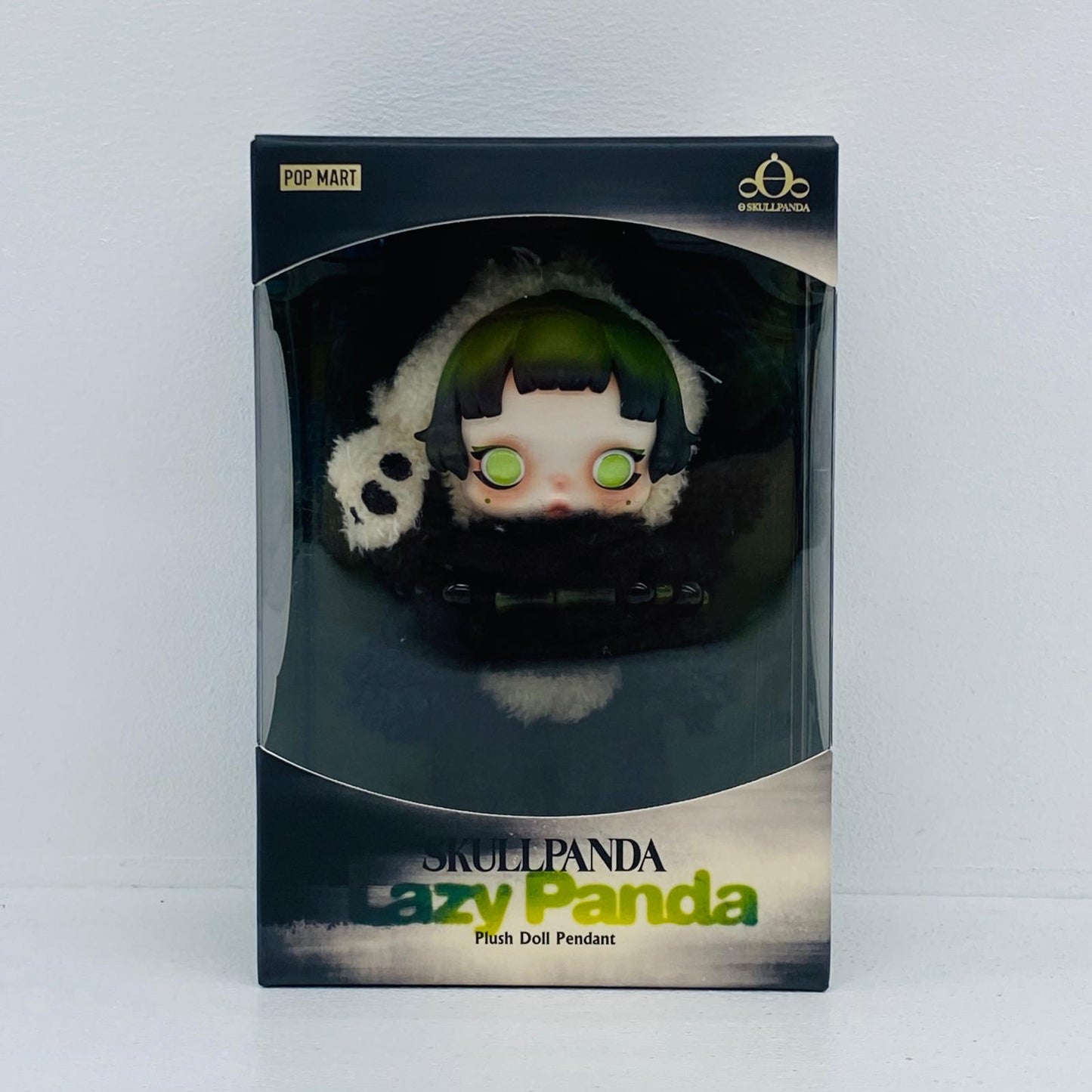 ぬいぐるみ SKULLPANDA Lazy Panda Plush Doll Pendant（ぬいぐるみマスコット） POPMART SKULLPANDA SKULLPANDA Lazy Panda Plush Doll Pendant【加古川物流】