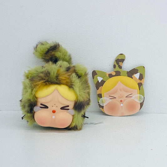 ぬいぐるみ Camo Cutie「CRYBABY Wild but Cutie Seriesビニールぬいぐるみペンダント」 POPMART Camo Cutie CRYBABY Wild but Cutie Series ビニールぬいぐるみペンダント【飾磨店】