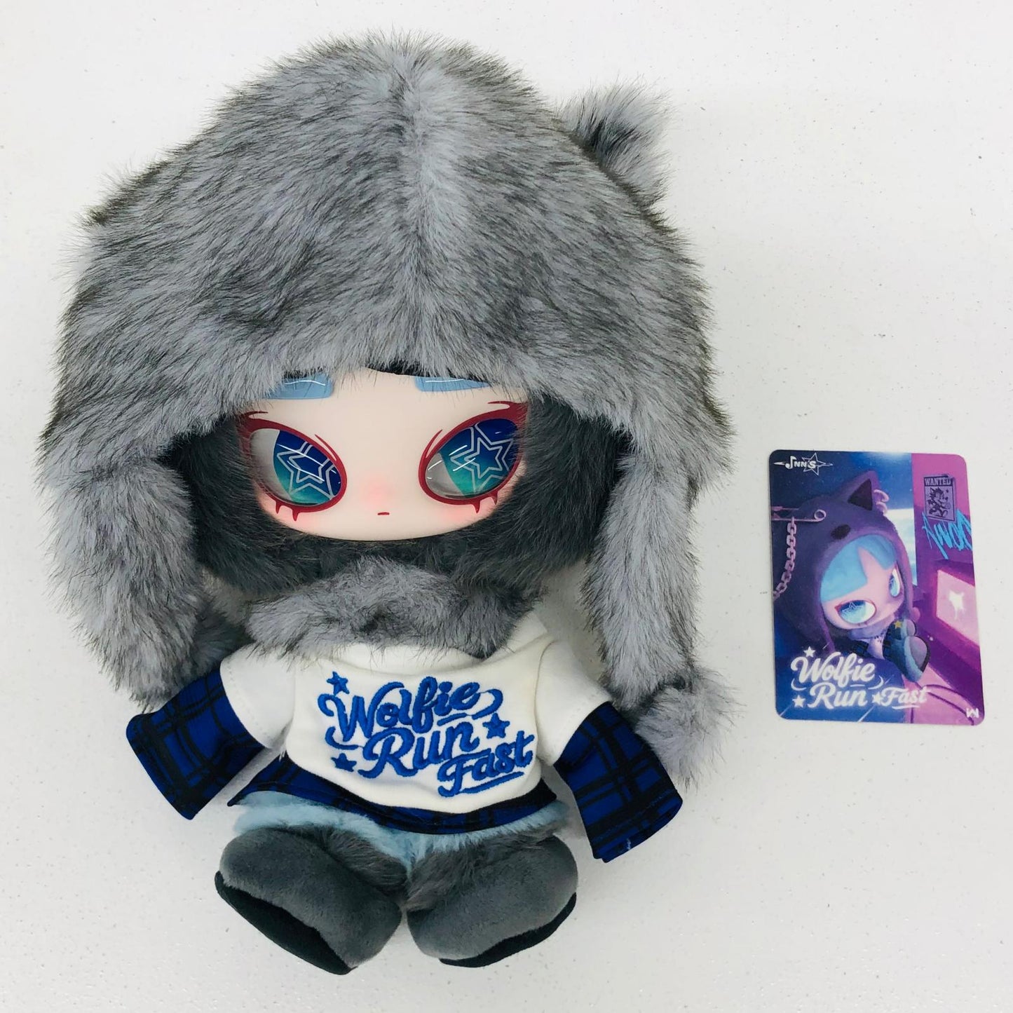 ぬいぐるみ INN’S wolf in run ぬいぐるみ INN’S wolf in run【加古川物流】【代金引換不可・日時指定不可】【ポスト投函】