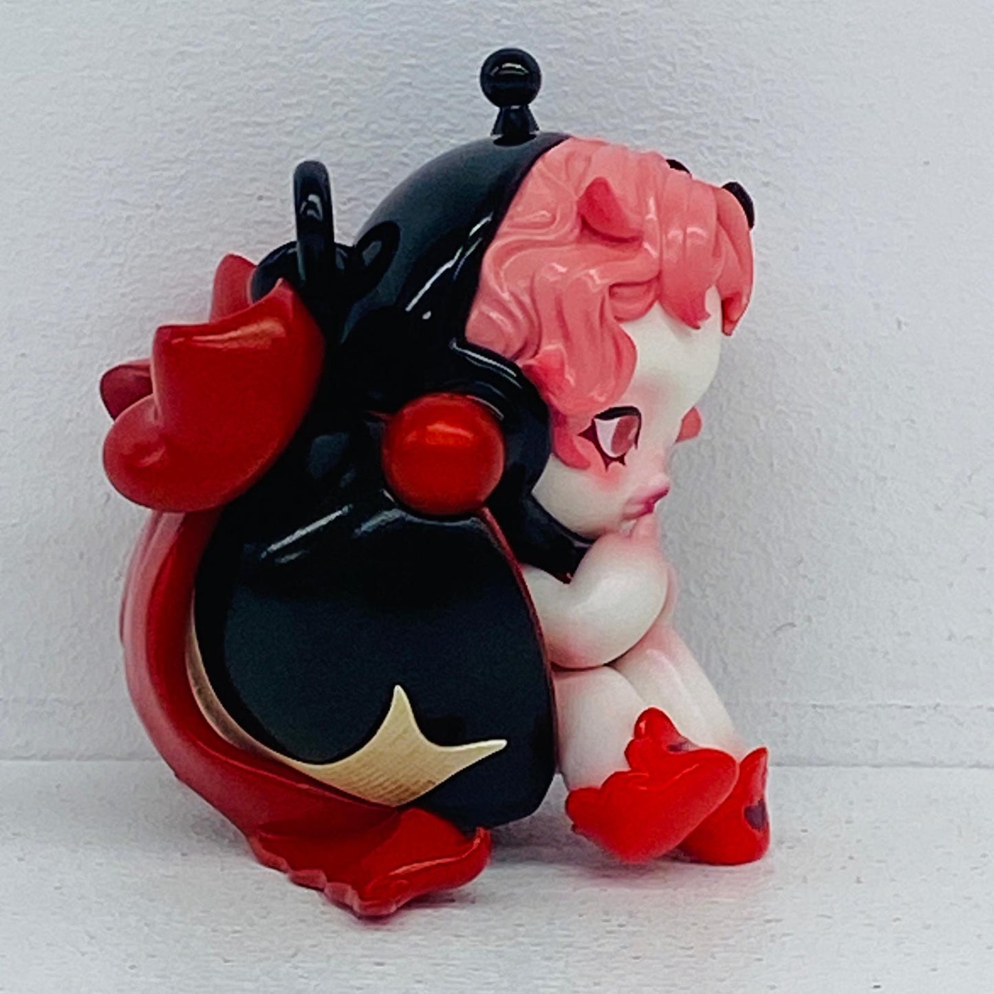 フィギュア Whisper a Wish 「POPMART Apple of My Eye シリーズ」 Whisper a Wish Apple of My Eye シリーズ【フィギュア】【加古川物流】