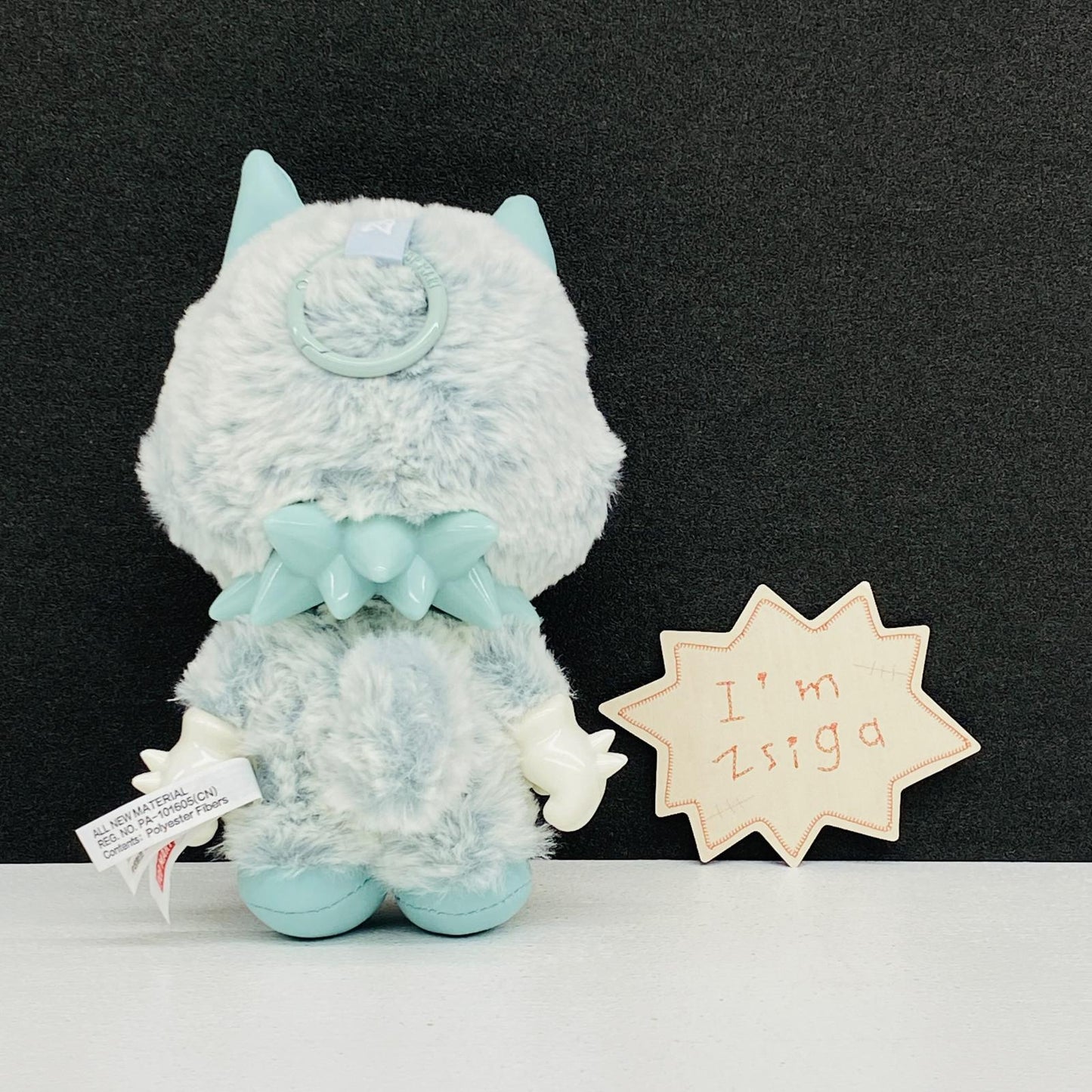 ぬいぐるみ Shy 「POPMART ZSIGA I'm Zsigaシリーズ ぬいぐるみペンダント」 Shy POPMART ZSIGA I'm Zsigaシリーズ ぬいぐるみペンダント【加古川物流】