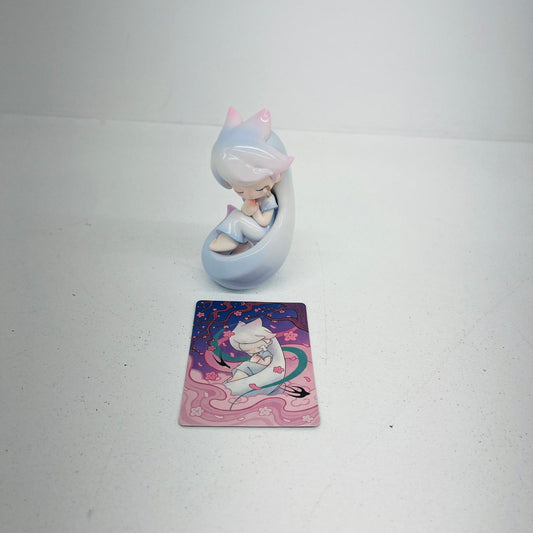 フィギュア The Frost Fox 「POPMART AZURA Ethereal Realms： Mythical Beasts シリーズ」 The Frost Fox AZURA Ethereal Realms： Mythical Beasts【フィギュア】【加古川物流】