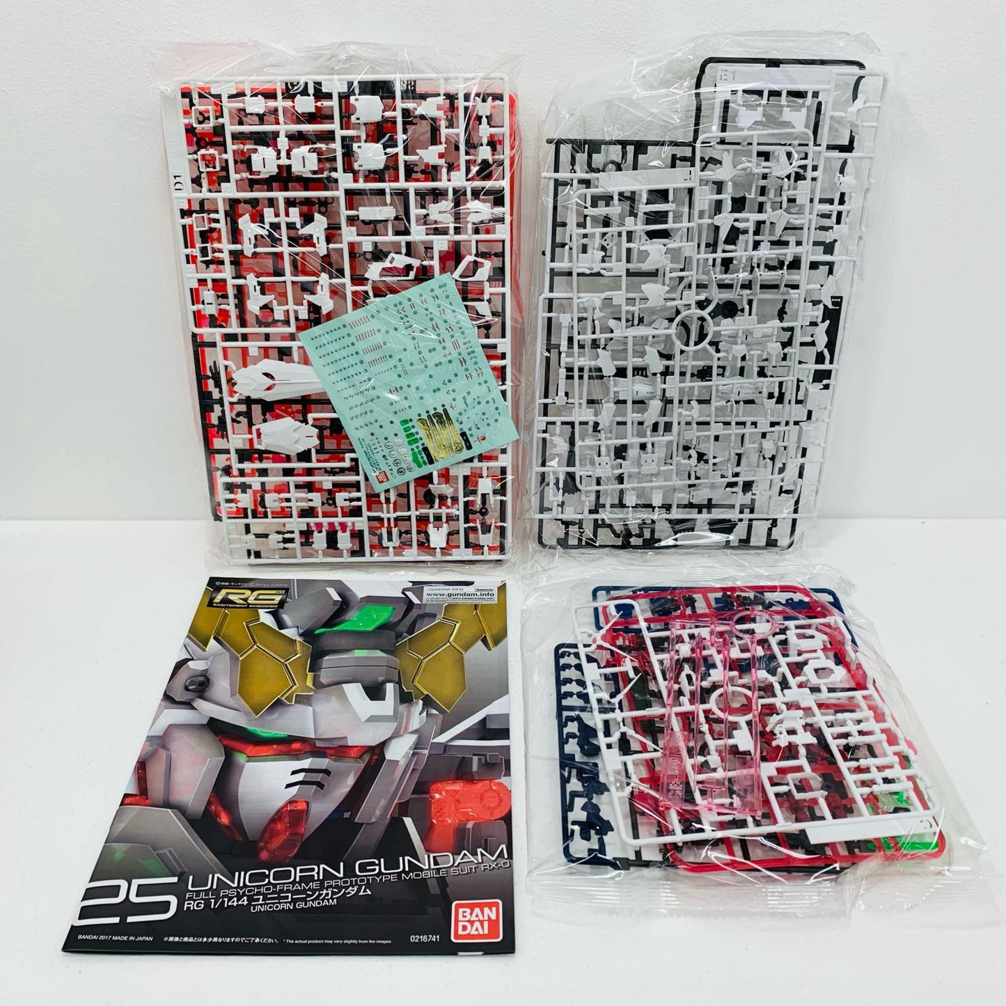 プラモデル 1/144RGGUNPLAEVOLUTIONPROJECTRX-0ユニコーンガンダム「機動戦士ガンダムUC」[5061620] RX-0ユニコーンガンダム RG 5061620【加古川物流】