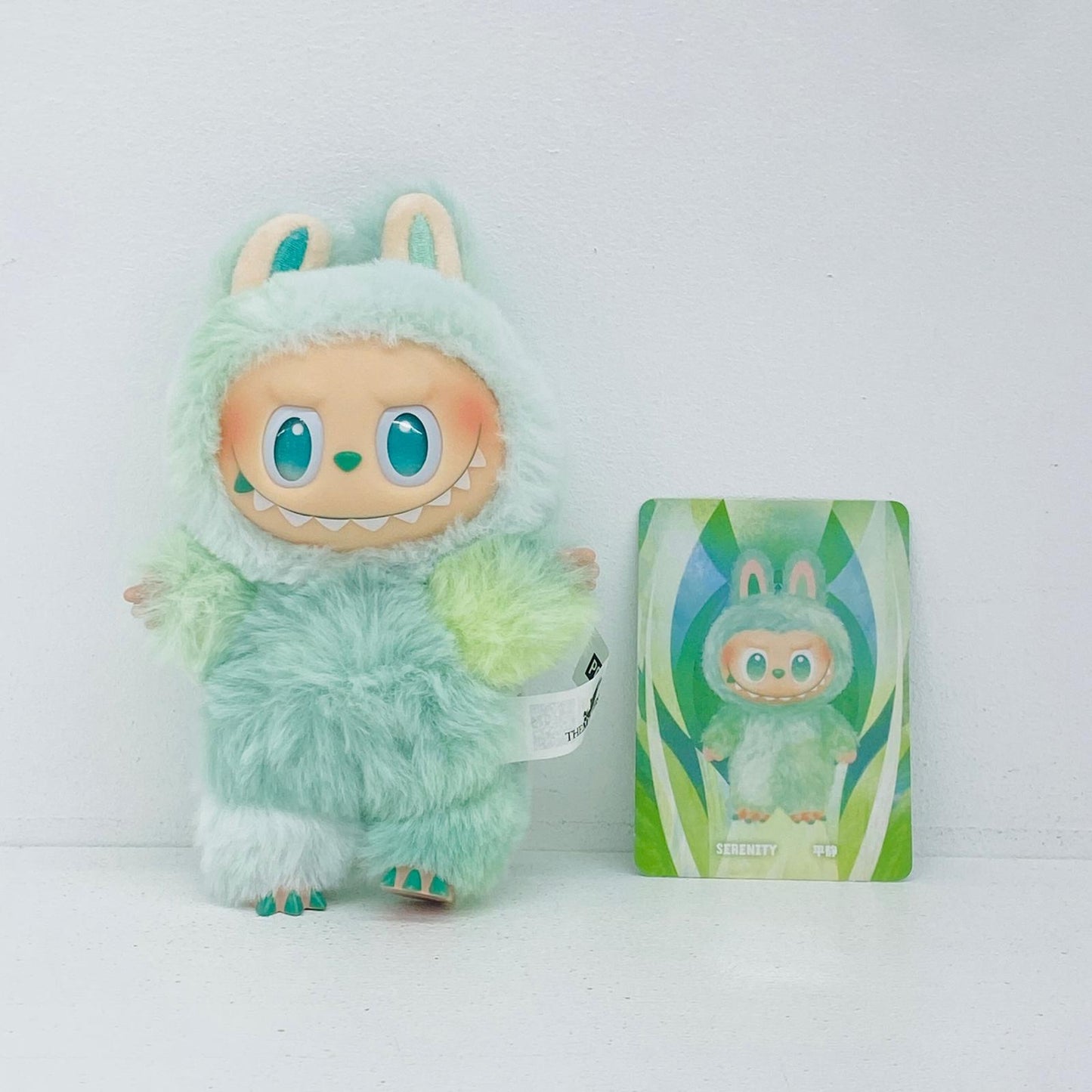 ぬいぐるみ SERENITY「THE MONSTERS Big into Energy シリーズ ぬいぐるみペンダント」POPMART SERENITY THE MONSTERS Big into Energy ぬいぐるみペンダント【加古川物流】