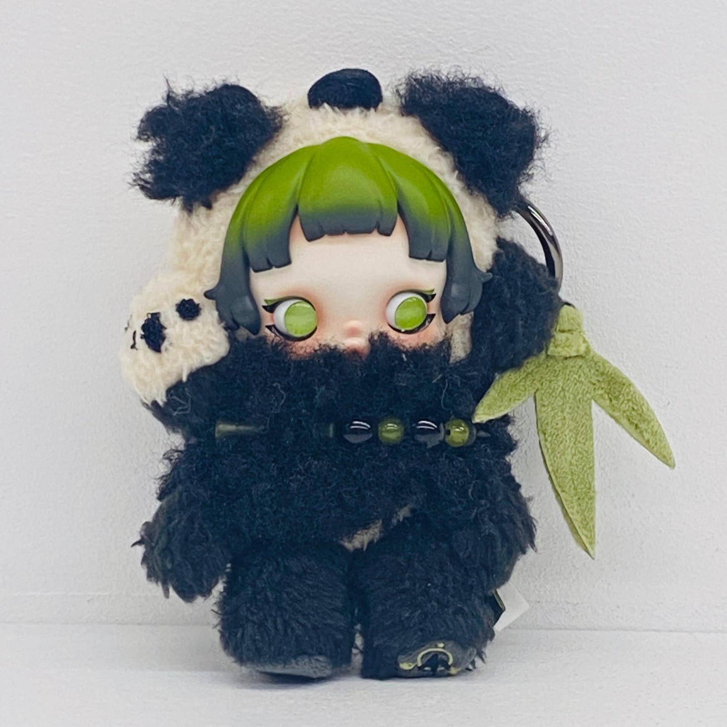 ぬいぐるみ SKULLPANDA Lazy Panda Plush Doll Pendant（ぬいぐるみマスコット） POPMART SKULLPANDA Lazy Panda Plush Doll Pendant【加古川物流】