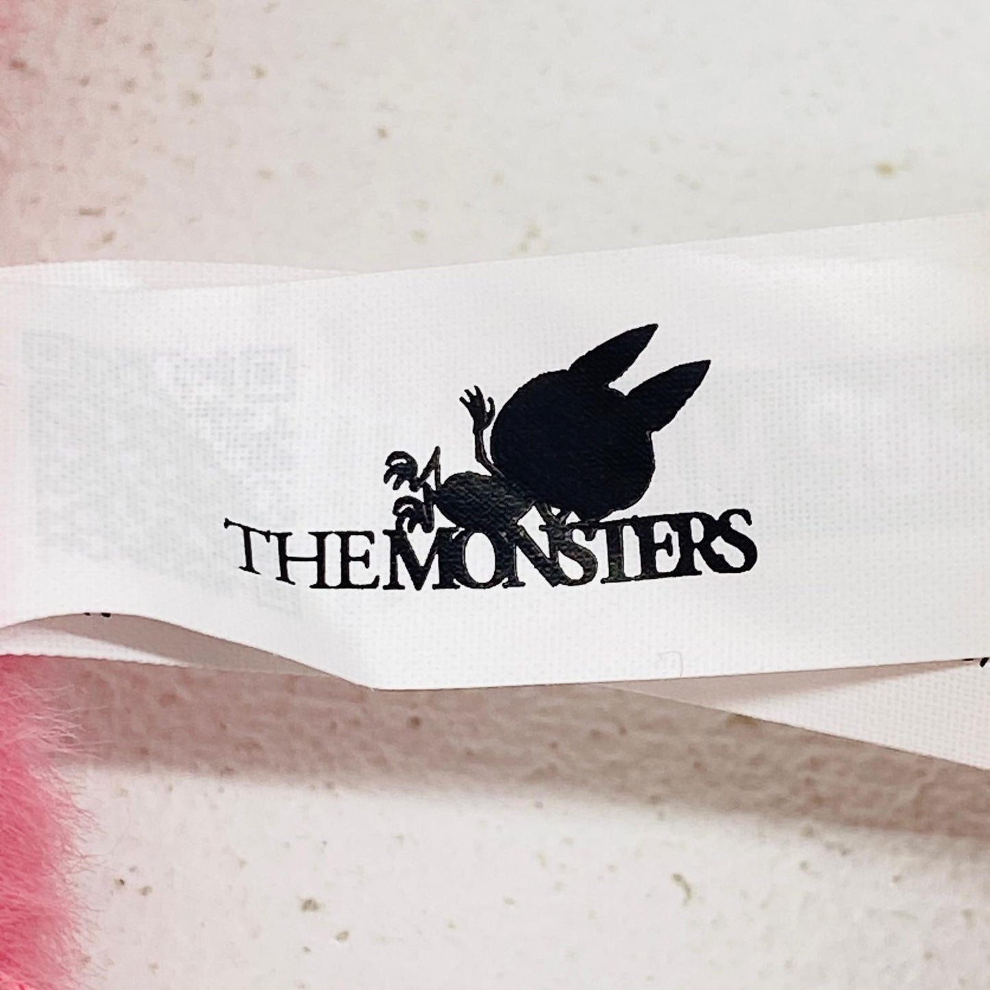 ぬいぐるみ LOVE「THE MONSTERS Big into Energy シリーズ ぬいぐるみペンダント」POPMART LOVE THE MONSTERS Big into Energy ぬいぐるみペンダント【加古川物流】
