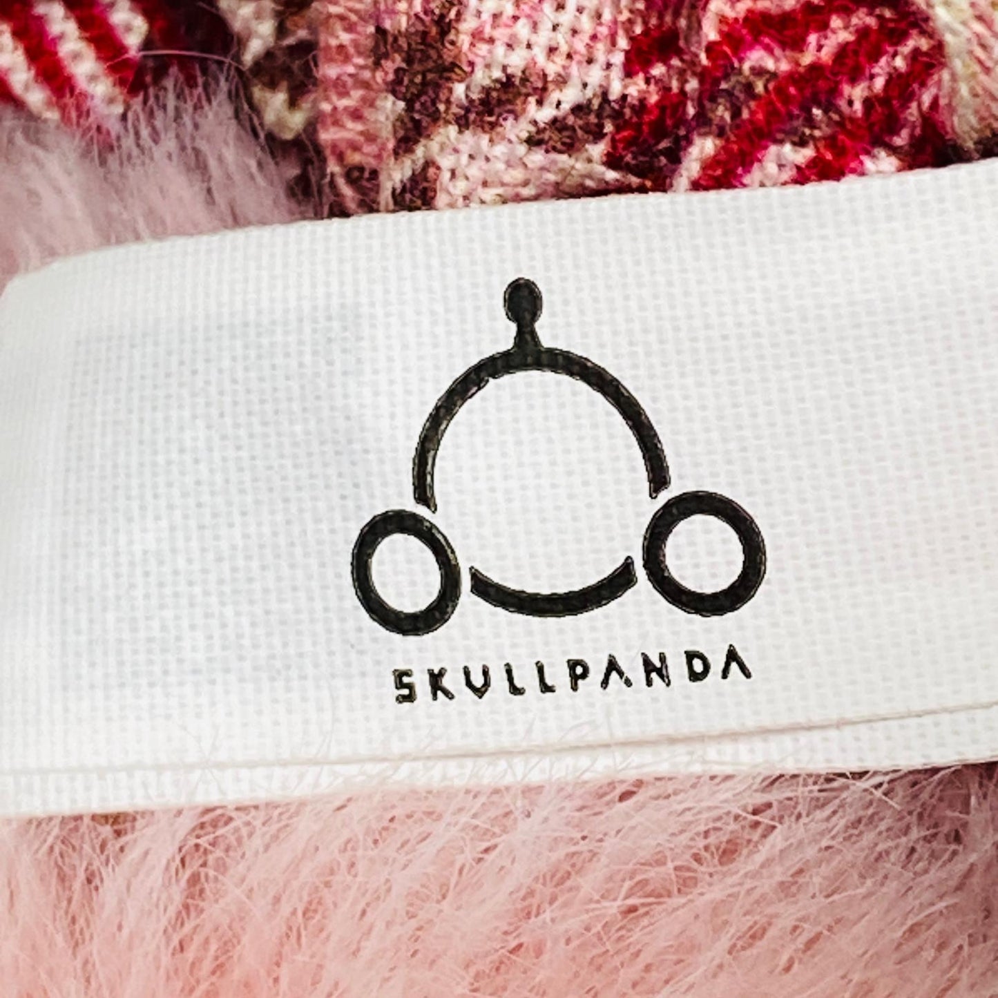 ぬいぐるみ Rhapsody「SKULLPANDA Winter Symphony シリーズ ぬいぐるみペンダント」 Rhapsody SKULLPANDA Winter Symphony ぬいぐるみペンダント【加古川物流】