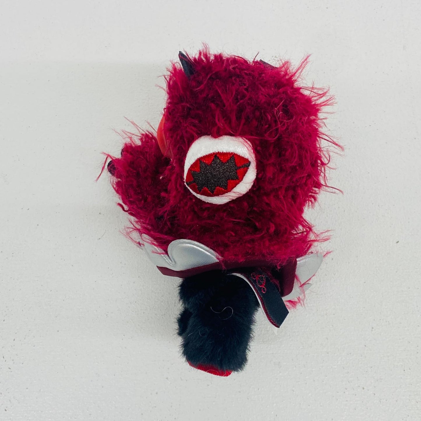 ぬいぐるみ Chomp「SKULLPANDA You Found Me! シリーズ ぬいぐるみペンダント」 Chomp SKULLPANDA You Found Me! ぬいぐるみペンダント【加古川物流】