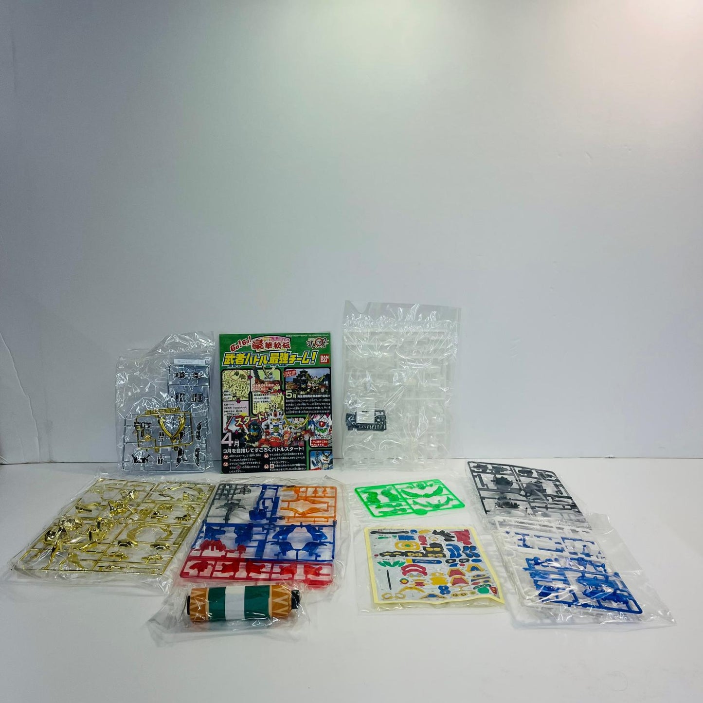 プラモデル BB戦士Go!Go!豪華秘伝武者バトル最強チーム!(4体セット)「SD頑駄無武者○伝2」[0114226] BB戦士Go!Go!豪華秘伝武者バトル最強チーム! BB戦士 114226【加古川物流】