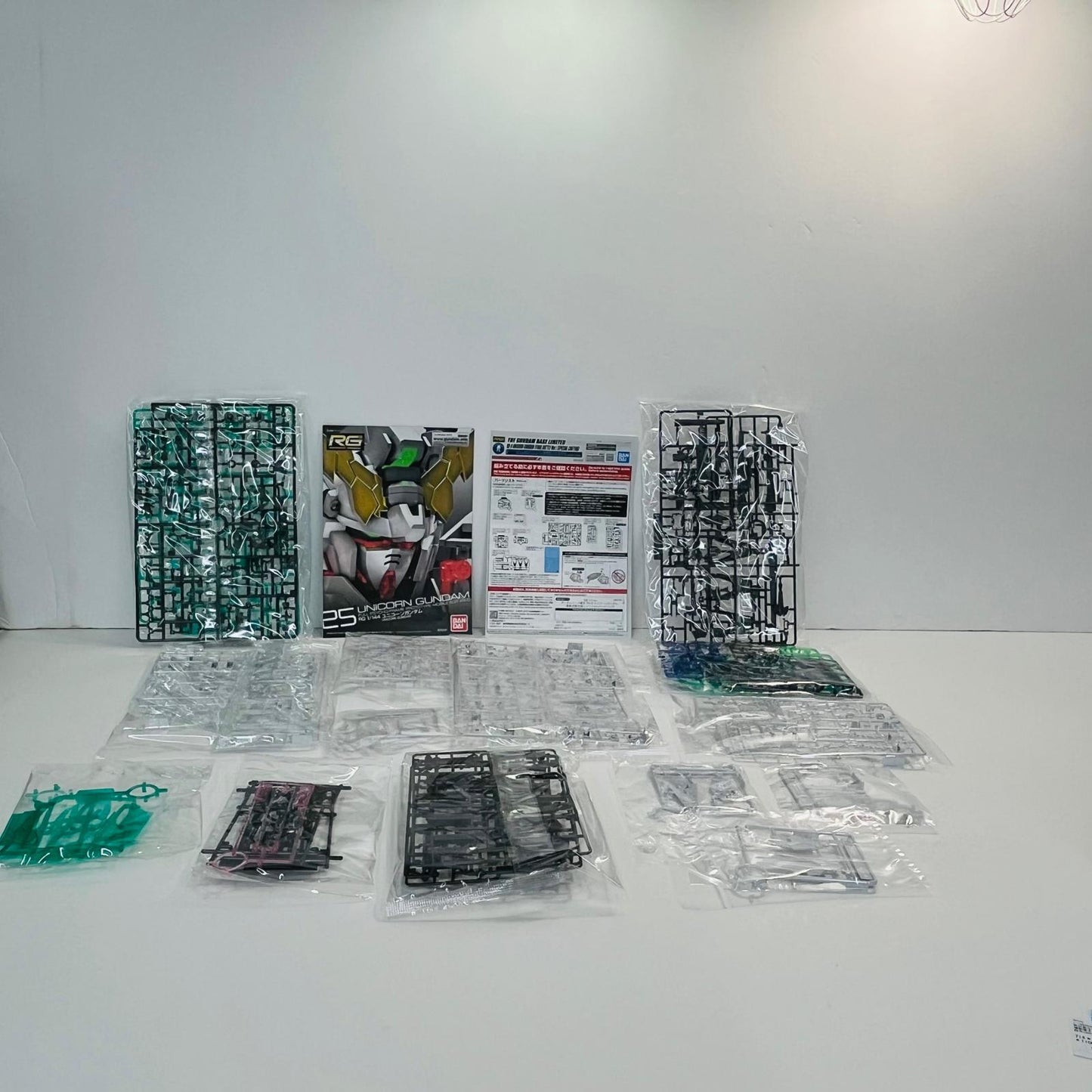 プラモデル 1/144RGRX-0ユニコーンガンダム(最終決戦仕様)[スペシャルコーティング]「機動戦士ガンダムUC」ガンダムベース限定[5061253] RX-0ユニコーンガンダム RG ガンダムベース限定 5061253【加古川物流】