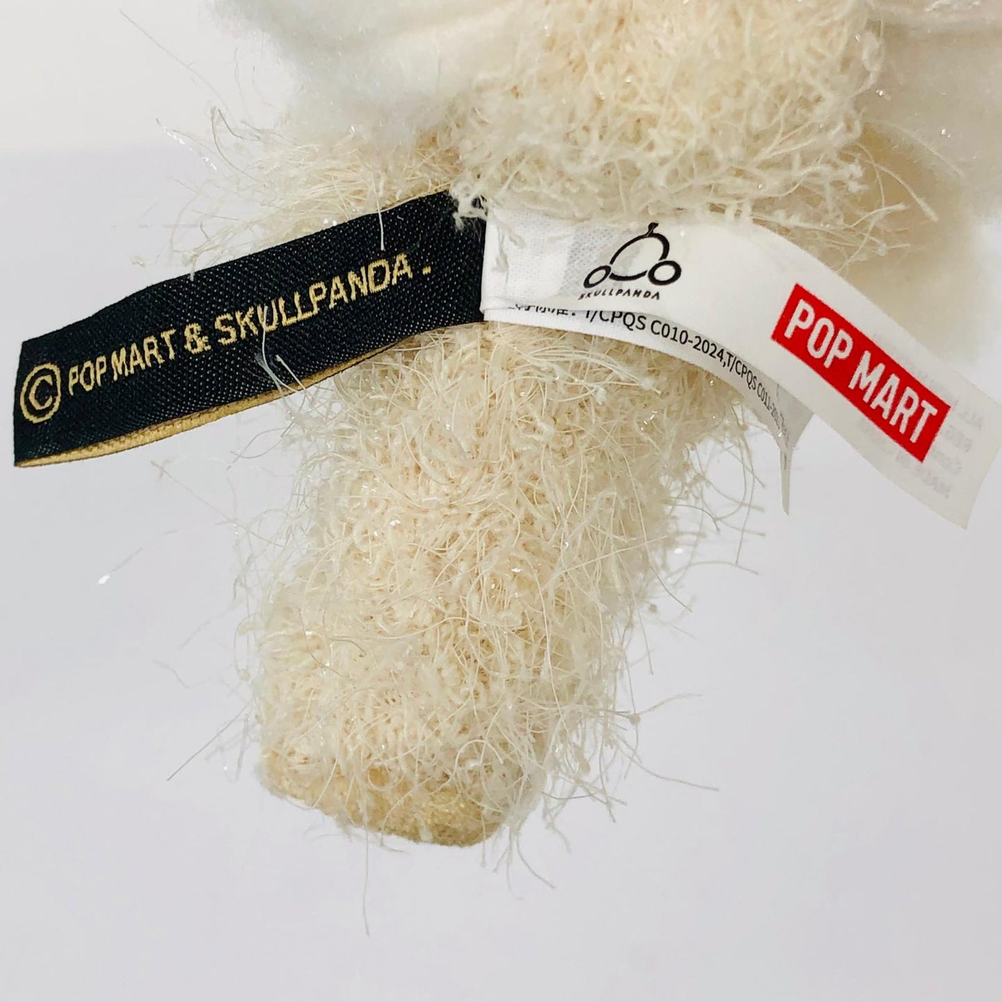 ぬいぐるみ sandman「SKULLPANDA You Found Me! シリーズ ぬいぐるみペンダント」 sandman SKULLPANDA You Found Me! シリーズ ぬいぐるみペンダント【加古川物流】