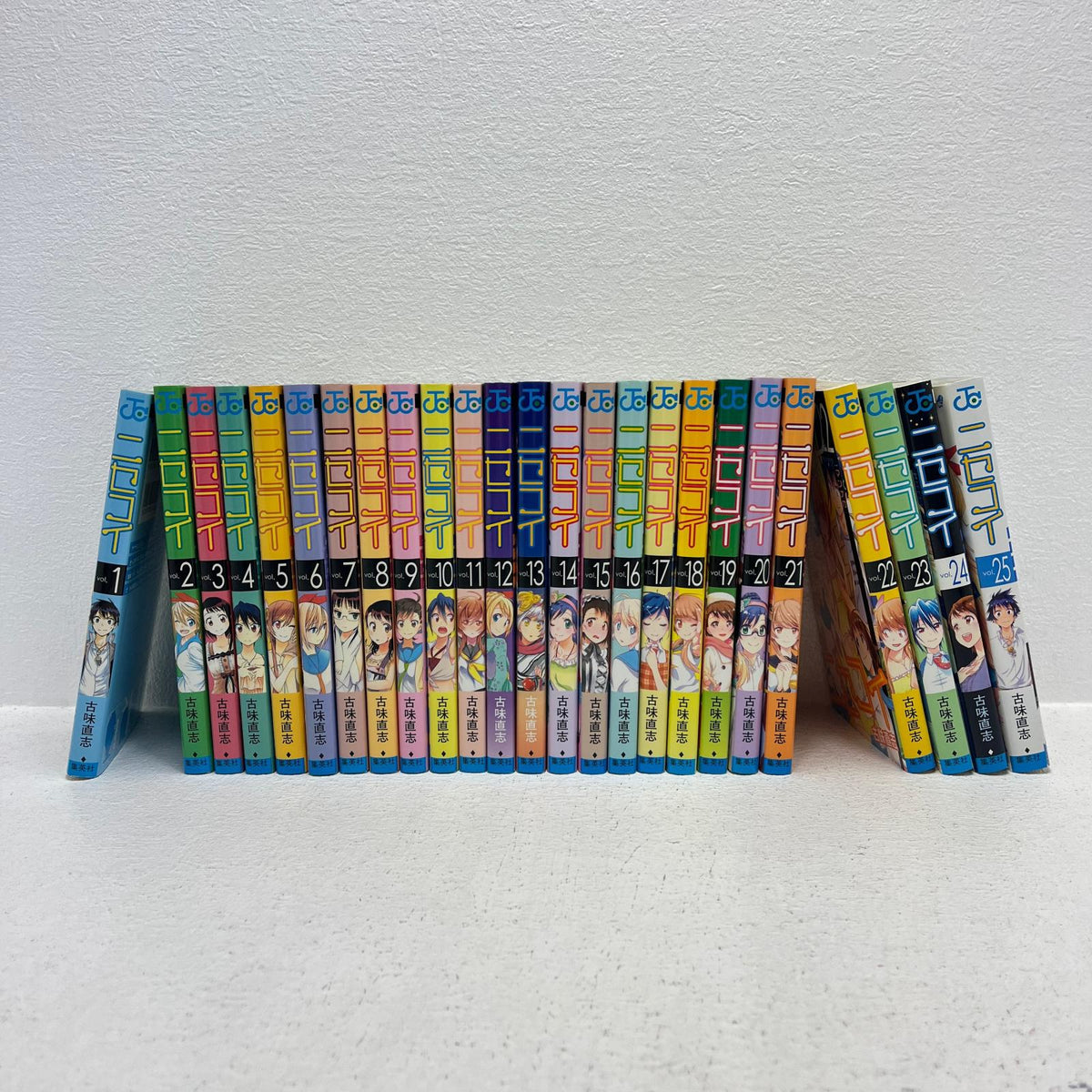 中古 シュウエイシャ　セットコミック | 集英社 セットコミック 本 ニセコイ 全25巻 セット【加古川物流】