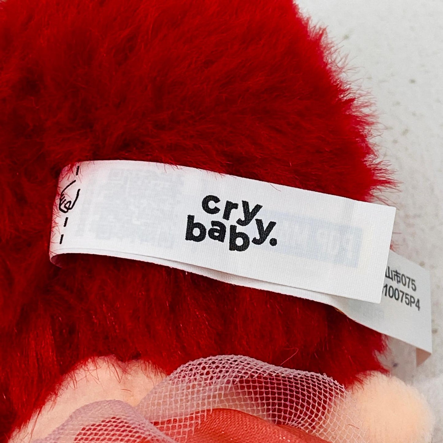 ぬいぐるみ CRYBABY Crying For Love ぬいぐるみペンダント Love You POPMART Love You Cherry Much CRYBABY Crying For Love ぬいぐるみペンダント【加古川物流】