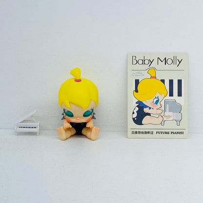 フィギュア Future Pianist Baby Molly When I was Three! Future Pianist Baby Molly When I was Three!【フィギュア】【加古川物流】
