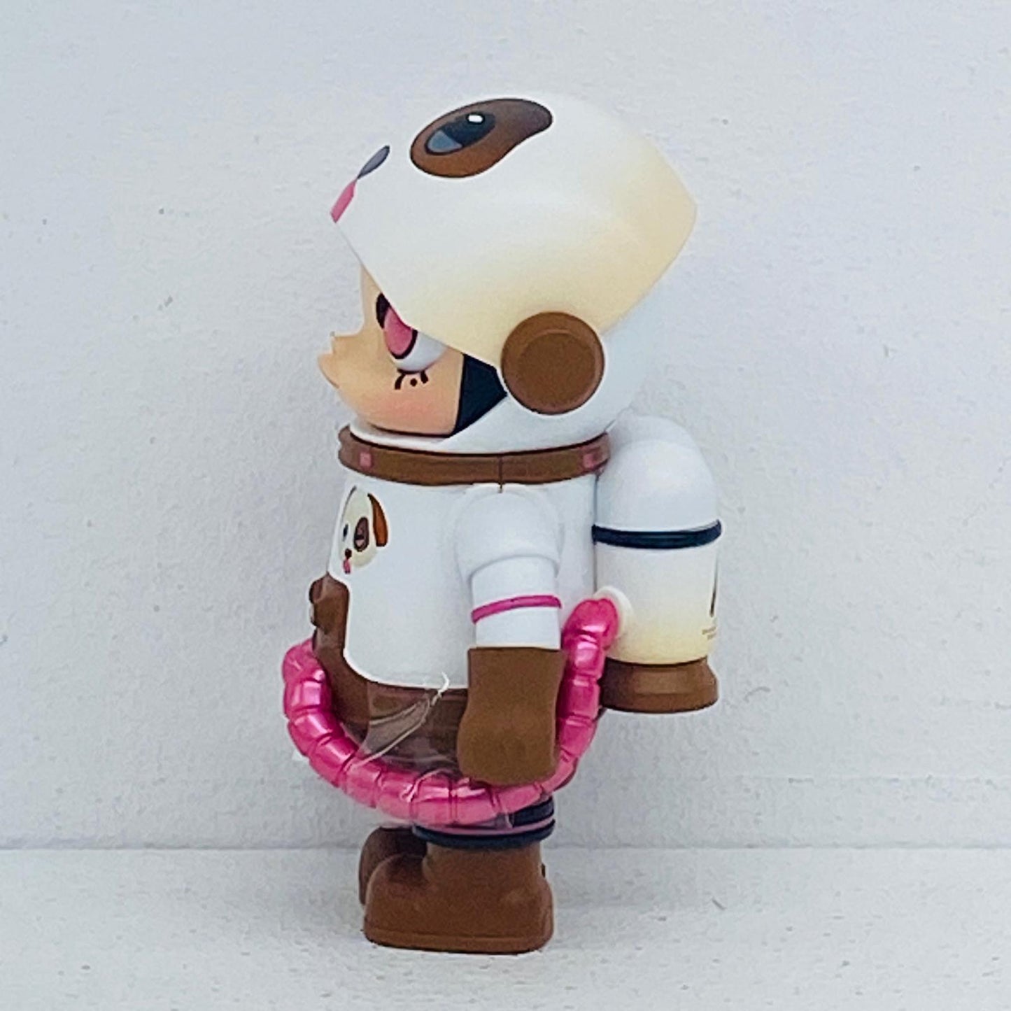 フィギュア HAPPY PUPPY 「POPMART MEGA SPACE MOLLY 100%×emoji シリーズ」 HAPPY PUPPY MEGA SPACE MOLLY 100%×emoji シリーズ【フィギュア】【加古川物流】