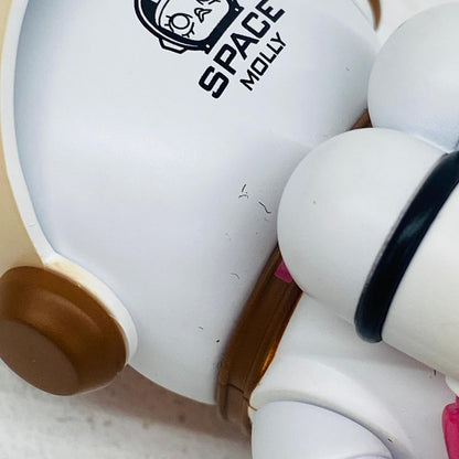 フィギュア HAPPY PUPPY 「POPMART MEGA SPACE MOLLY 100%×emoji シリーズ」 HAPPY PUPPY MEGA SPACE MOLLY 100%×emoji シリーズ【フィギュア】【加古川物流】