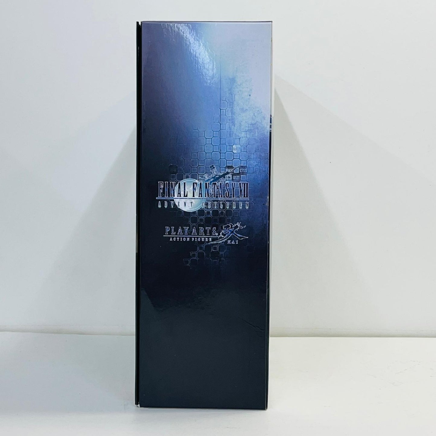 フィギュア PLAYARTS改ヴィンセント・ヴァレンタインLIMITEDMETALLICVER.「ファイナルファンタジーVIIアドベントチルドレン」 ヴィンセント・ヴァレンタイン PLAY ARTS改【フィギュア】【加古川物流】