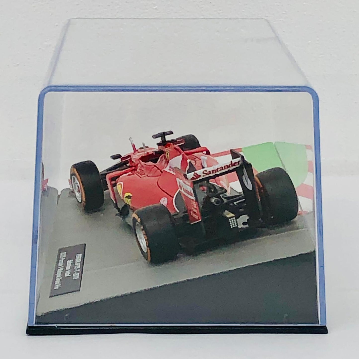 おもちゃ・玩具 [単品] 1/43 FERRARI SF15 T 2015 Shell #5(レッド) 「F1マシンコレクション全国版」 第9号同梱品 FERRARI SF15 T 2015 Shell #5 1/43スケール 9【加古川物流】