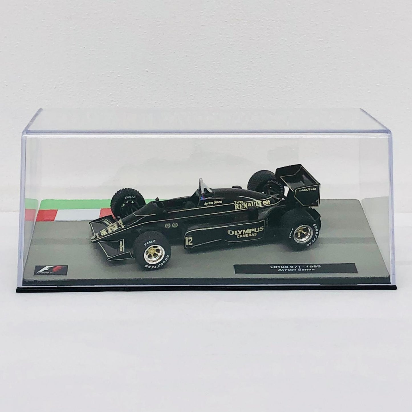おもちゃ・玩具 [単品] 1/43 ロータス 97T 1985 OLYMPUS CAMERAS #12(ブラック) 「F1マシンコレクション全国版」 第13号同梱品 ロータス 97T 1985 OLYMPUS CAMERAS #12 1/43スケール 13【加古川物流】