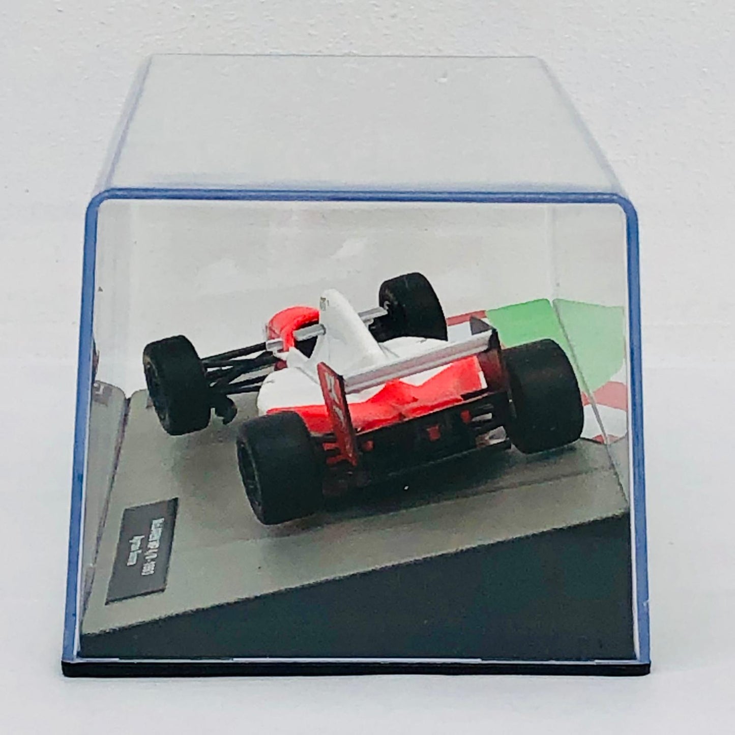 おもちゃ・玩具 [単品] 1/43 McLAREN MP 4/8-1993 Ayrtin Senna Shell #8(ホワイト×レッド) 「F1マシンコレクション全国版」 第19号同梱品 McLAREN MP 4/8-1993 Ayrtin Senna Shell #8 1/43スケール 19【加古川物流】