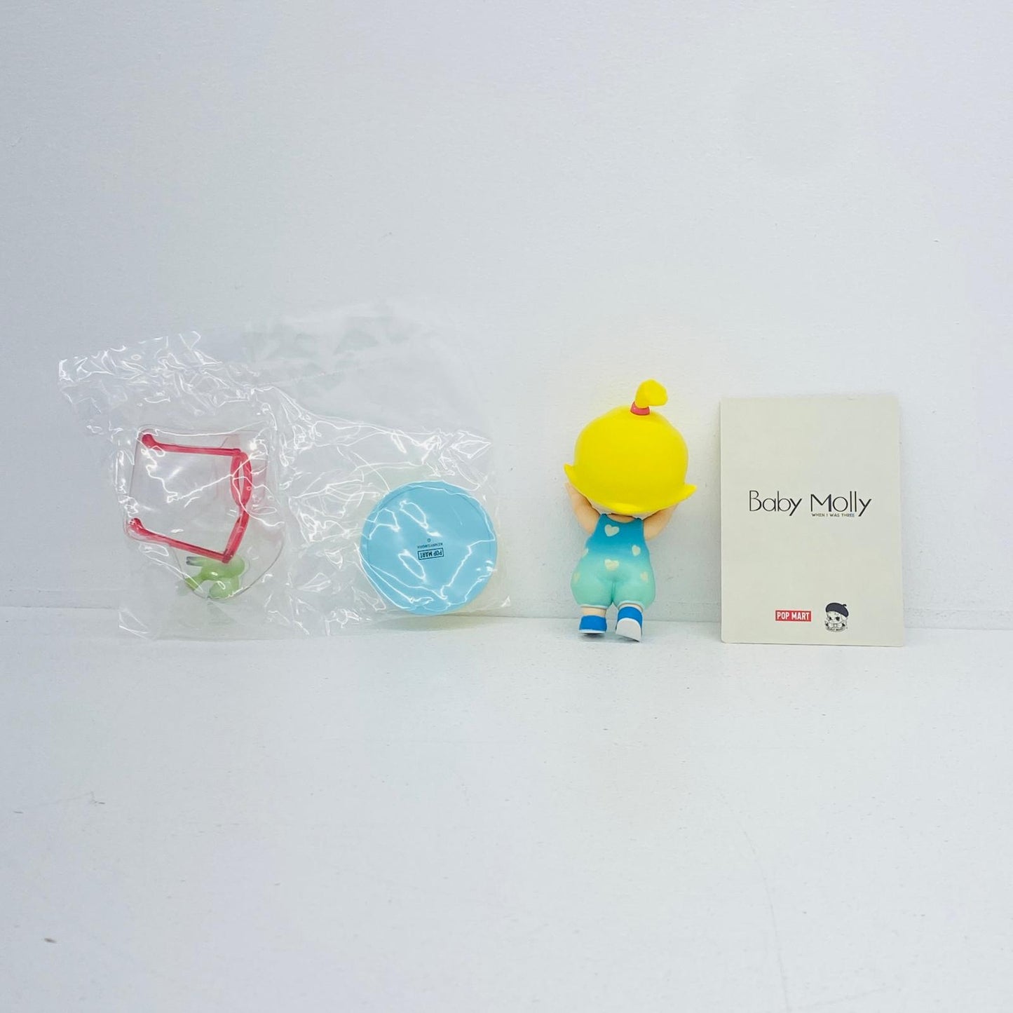 フィギュア Big Big World 「POPMART Baby Molly When I was Three!シリーズ」 Big Big World Baby Molly When I was Three!【フィギュア】【加古川物流】
