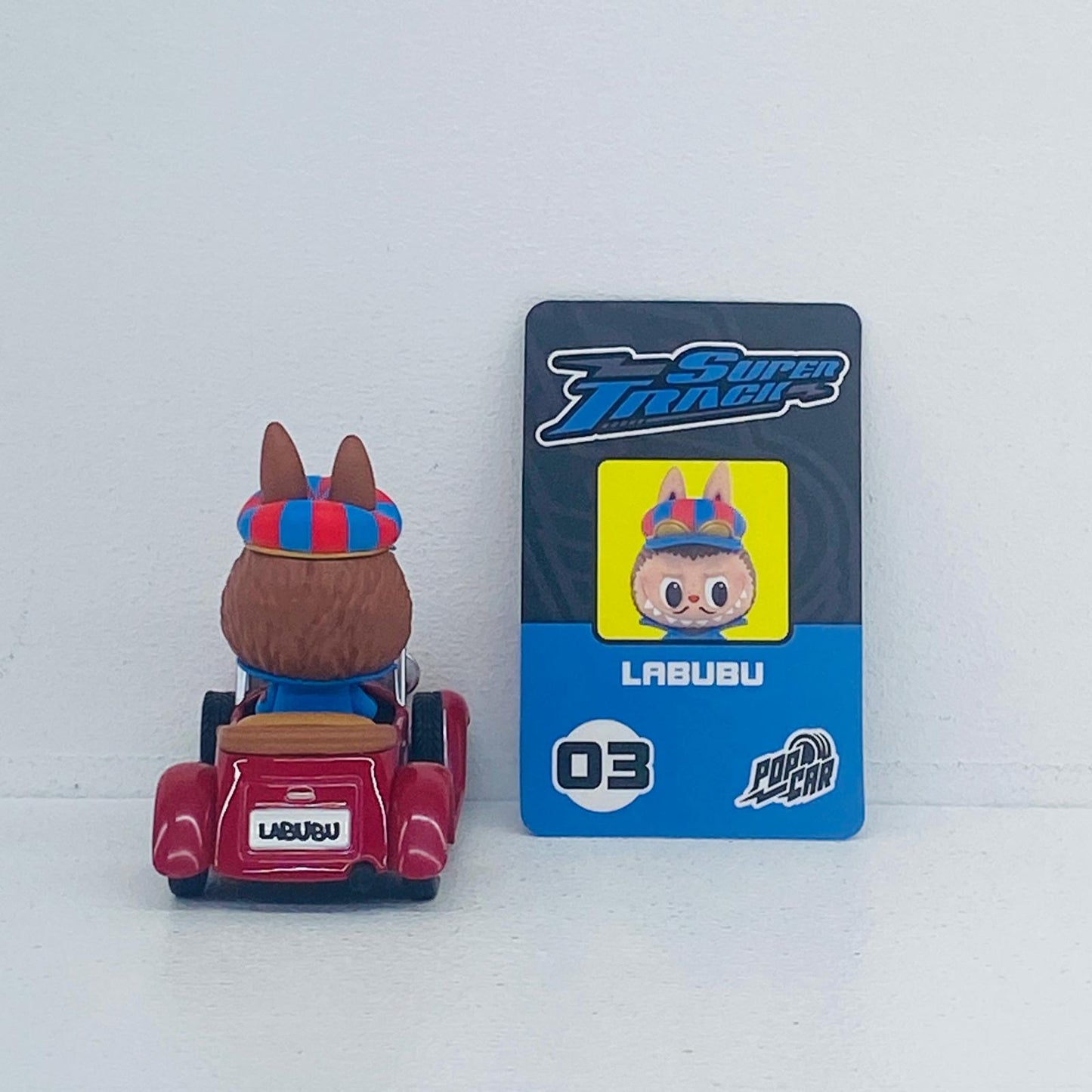 フィギュア LABUBU CLASSIC CAR 「POPMART POPCAR Super Track シリーズ」 LABUBU CLASSIC CAR POPCAR Super Track【フィギュア】【加古川物流】