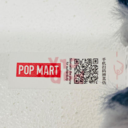 フィギュア Denim Cutie「CRYBABY Wild but Cutie Seriesビニールぬいぐるみペンダント」 POPMART Denim Cutie CRYBABY Wild but Cutie Series ビニールぬいぐるみペンダント【フィギュア】【加古川物流】
