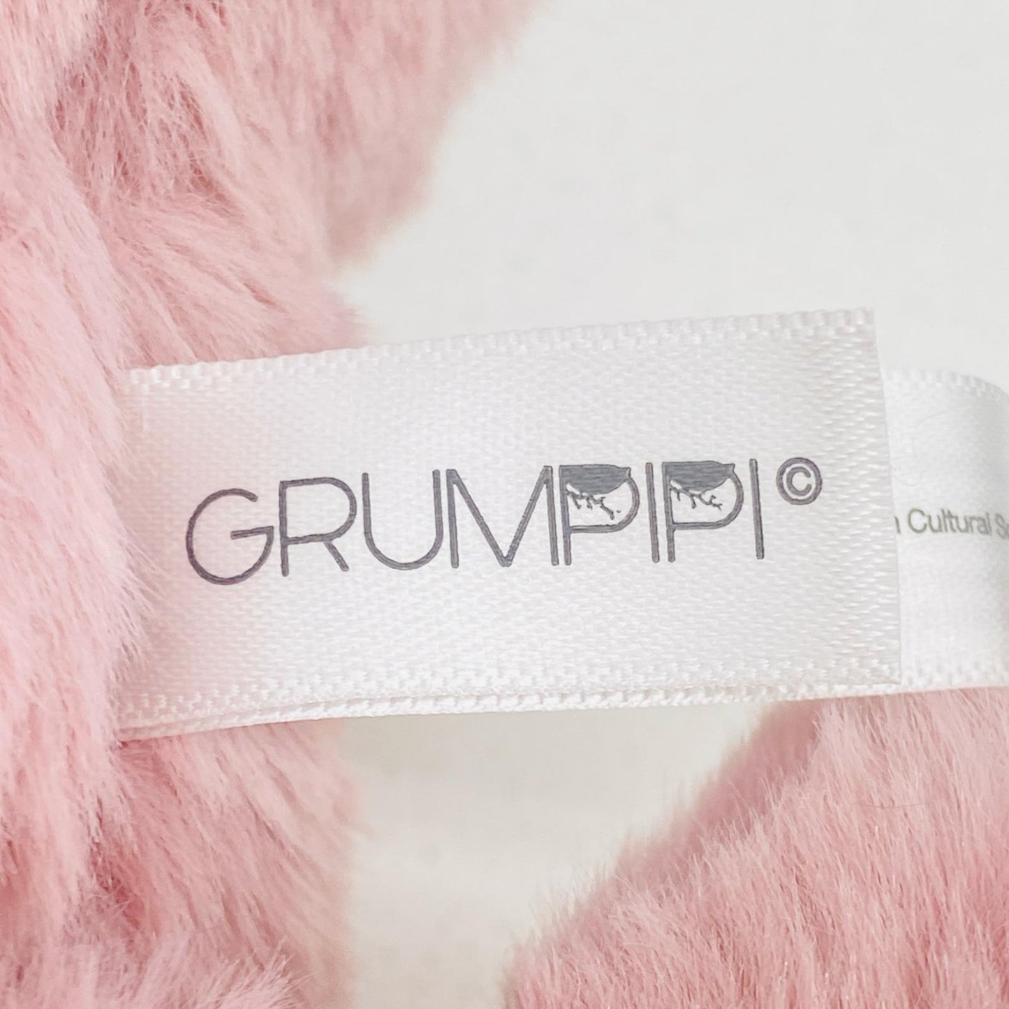 ぬいぐるみ QiQi 「 Sleepless GRUMPIPI ぬいぐるみペンダント 」 QiQi Sleepless GRUMPIPI ぬいぐるみペンダント【加古川物流】