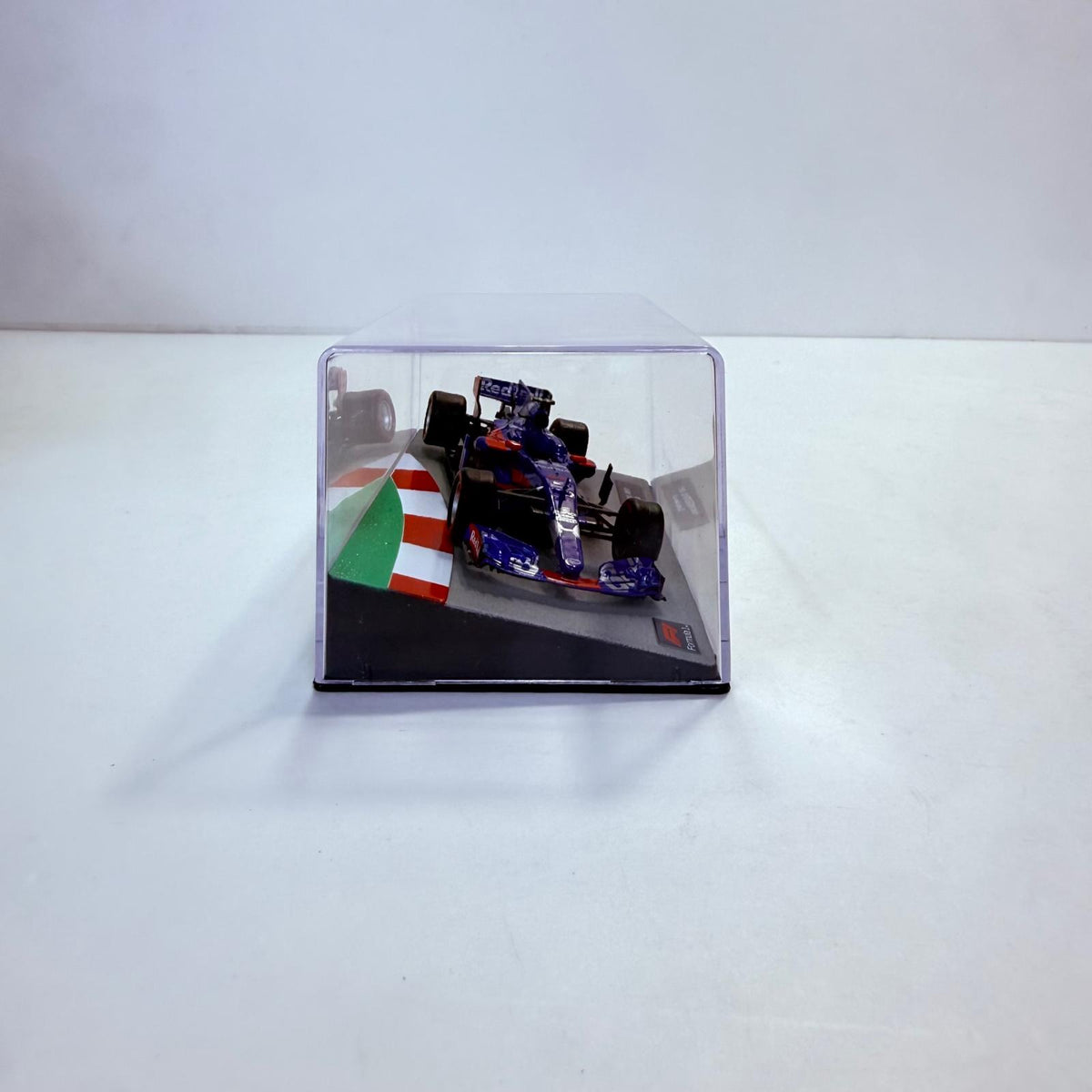 おもちゃ・玩具 [単品] 1/43 TORO ROSSO STR12 2017 RedBull #55(ブルー×レッド) 「F1マシンコレクション全国版」 第99号同梱品 TORO ROSSO STR12 2017 RedBull 1/43スケール【加古川物流】