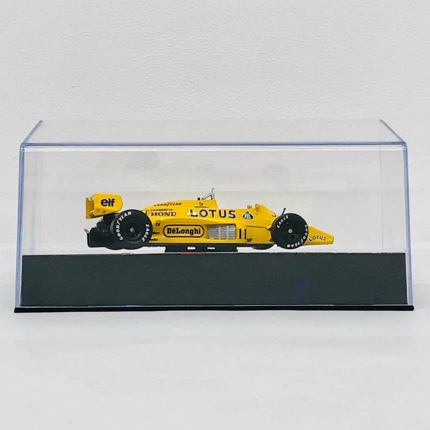 おもちゃ・玩具 [単品] 1/43 LOTUS 99T 1987 DeLonghi #11(イエロー) 「F1マシンコレクション全国版」 第2号付録 LOTUS 99T 1987 #11 1/43スケール 2【加古川物流】