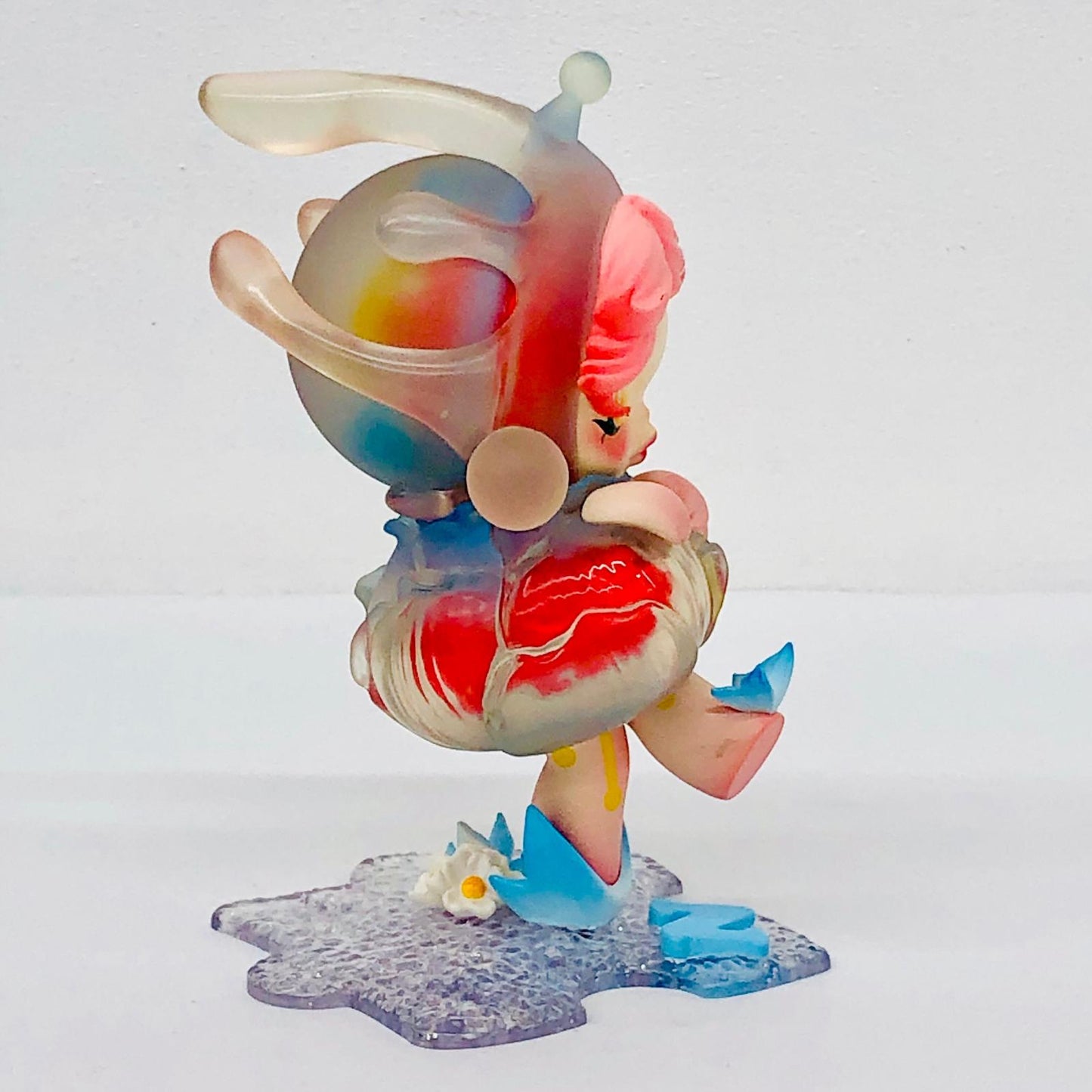フィギュア Navigating in Dew 「POPMART Hand in Hand シリーズ」 Navigating in Dew Hand in Hand シリーズ【フィギュア】【加古川物流】