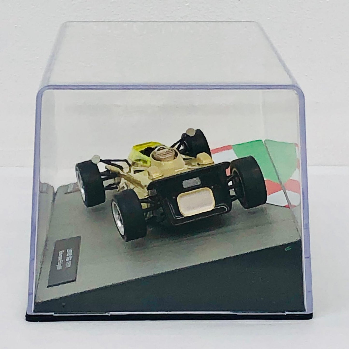 おもちゃ・玩具 [単品] 1/43 LOTUS 56B 1971 Emerson Fittipaldi(ゴールド×ブラック) 「F1マシンコレクション全国版 108」 同梱品 LOTUS 56B 1971 1/43スケール 108【加古川物流】
