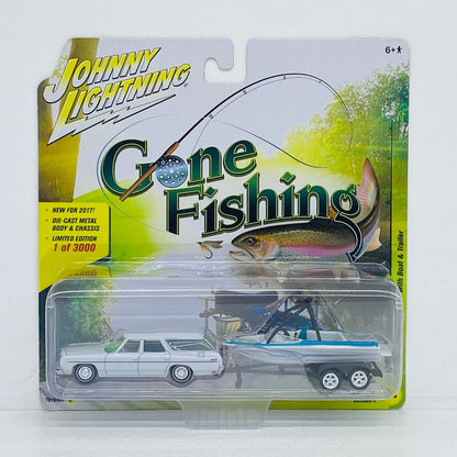 おもちゃ・玩具 ジョニーライトニング 1/64 1973 Chevrolet Caprice with Boat＆Trailer 1973 Chevrolet Caprice 1/64スケール【加古川物流】
