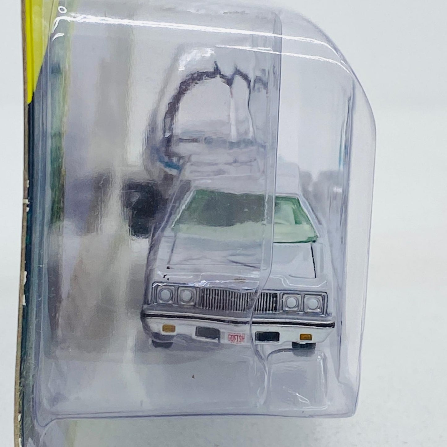 おもちゃ・玩具 ジョニーライトニング 1/64 1973 Chevrolet Caprice with Boat＆Trailer 1973 Chevrolet Caprice 1/64スケール【加古川物流】