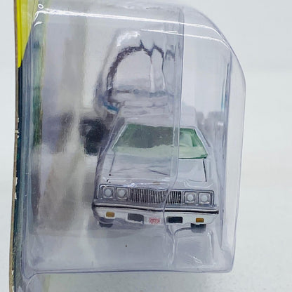 おもちゃ・玩具 ジョニーライトニング 1/64 1973 Chevrolet Caprice with Boat＆Trailer 1973 Chevrolet Caprice 1/64スケール【加古川物流】