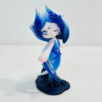 フィギュア The Indigo Winged Bird「POPMART AZURA Ethereal Realms： Mythical Beasts シリーズ」 The Indigo Winged Bird AZURA Ethereal Realms： Mythical Beasts シリーズ【フィギュア】【加古川物流】