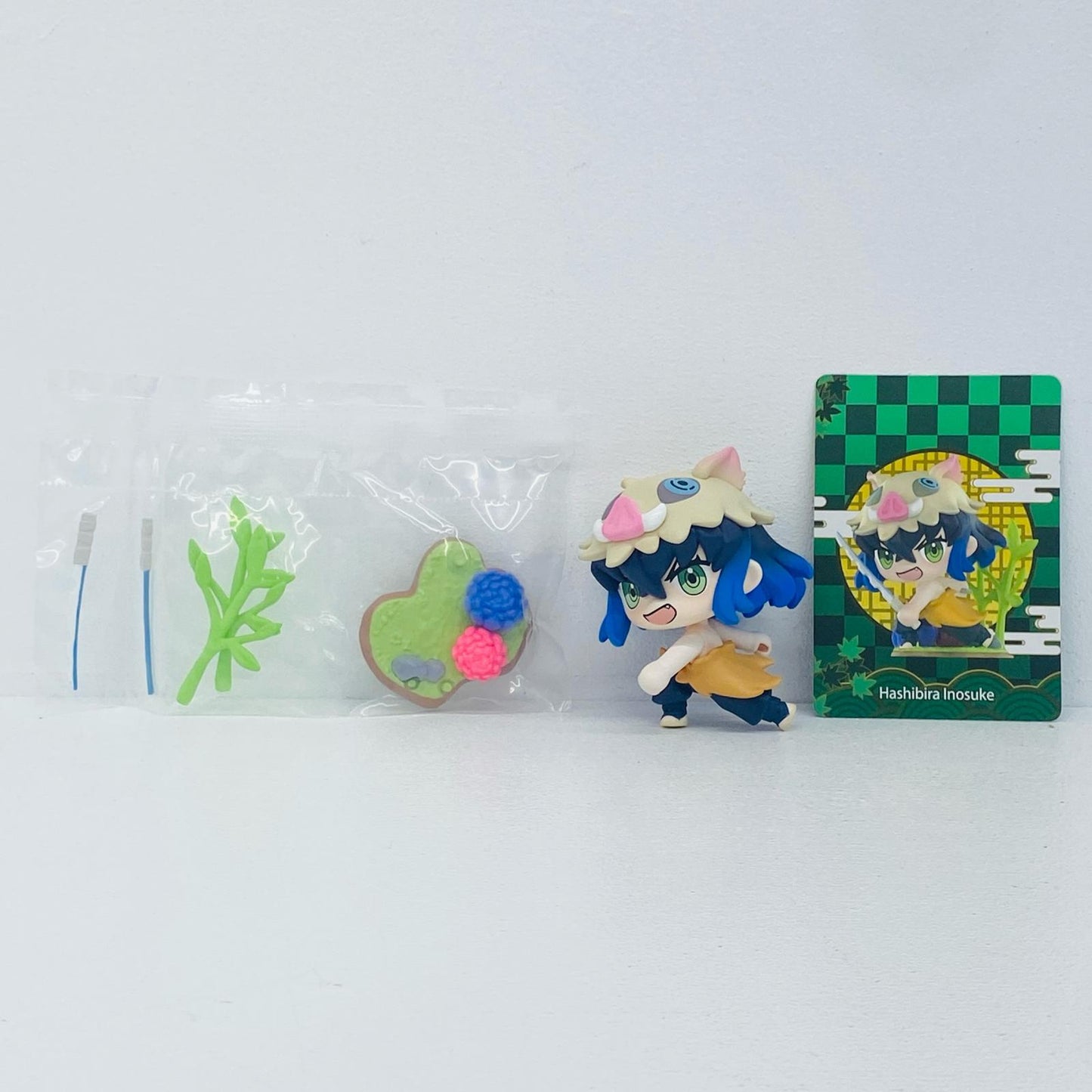 フィギュア 嘴平伊之助 「POPMART 鬼滅の刃 誕生日花 シリーズ」 嘴平伊之助 鬼滅の刃 誕生日花 シリーズ【フィギュア】【加古川物流】