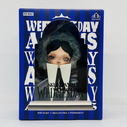 ぬいぐるみ SKULLPANDA × Wednesday Plush (Nevermore Academy Uniform Version) ぬいぐるみペンダント SKULLPANDA × Wednesday Plush ぬいぐるみペンダント【加古川物流】
