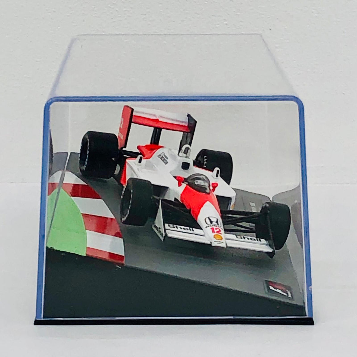 おもちゃ・玩具 [単品] McLAREN MP 4/4 1988 Ayrton Senna #12(レッド×ホワイト) 「F1マシンコレクション全国版」 第1号同梱品 McLAREN MP 4/4 1988 Ayrton Senna 1/43スケール【加古川物流】