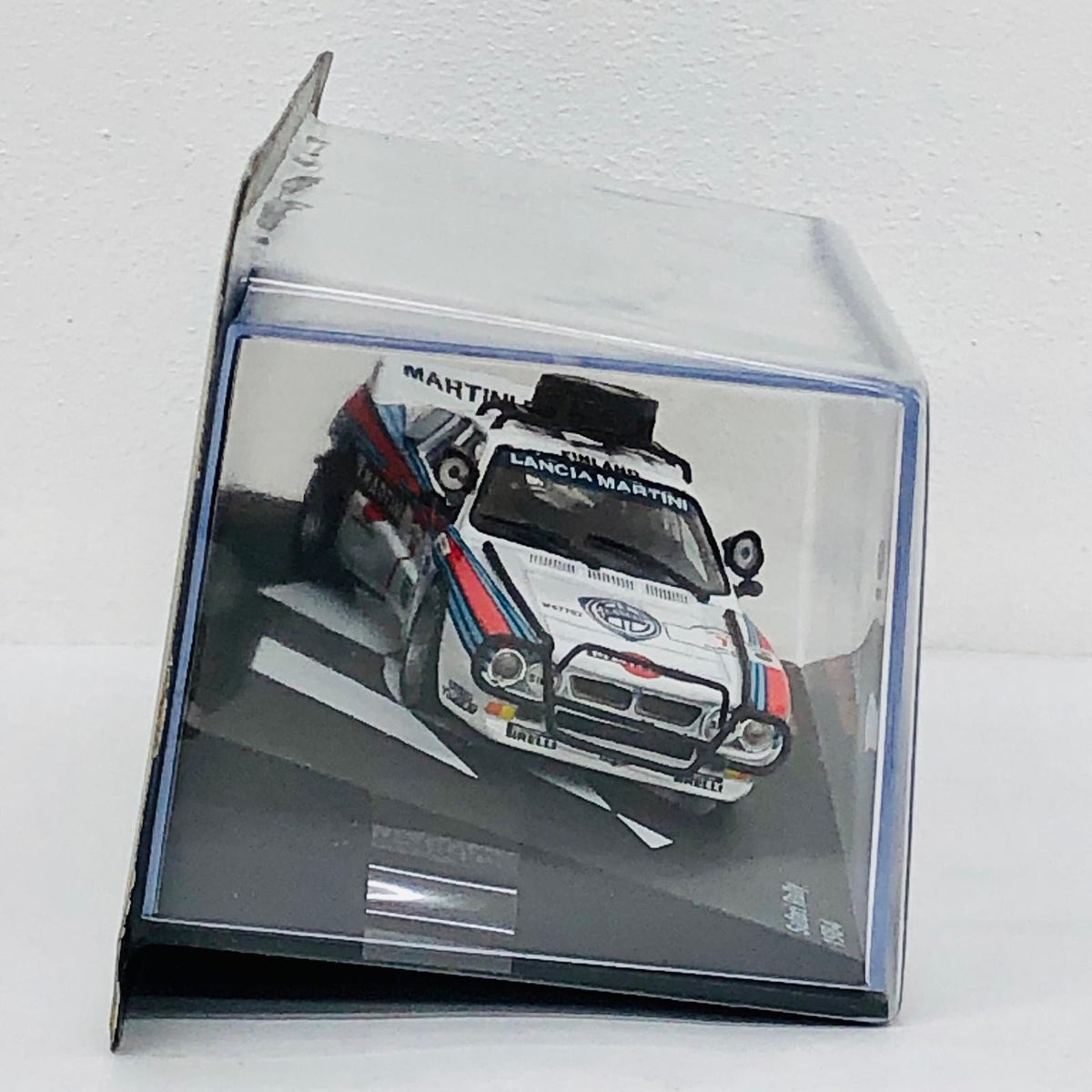 おもちゃ・玩具 [単品] 1/43 Lancia Rally 037 Safari Rally 1984 MARTINI #7(ホワイト×レッド×ブルー) 「ラリーカーコレクション」 12号同梱品 Lancia Rally 037 Safari Rally 1984 MARTINI 1/43スケール【加古川物流】