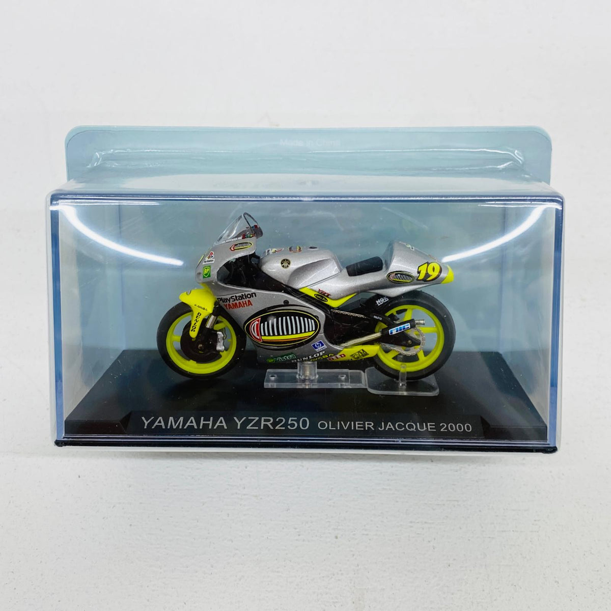 おもちゃ・玩具 [単品] 1/24 YAMAHA YZR250 OLIVIER JACQUE 2000(レッド) 「隔週刊チャンピオン・バイク・コレクション No.29」 同梱品 YAMAHA YZR250【加古川物流】