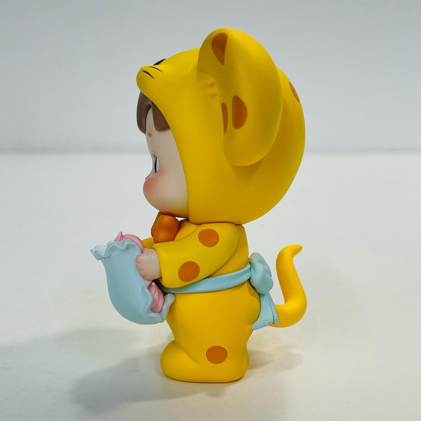 フィギュア Mousey Hungry 「POPMART HACIPUPU Whispers of My World シリーズ」 Mousey Hungry HACIPUPU Whispers of My World シリーズ【フィギュア】【加古川物流】