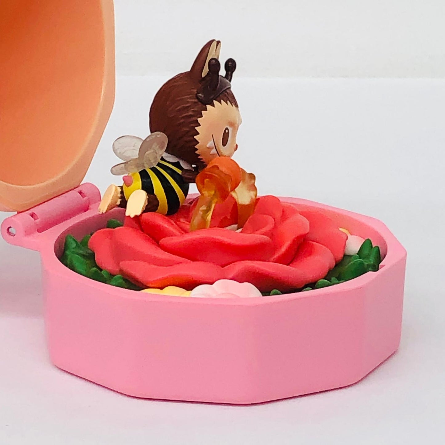フィギュア LABUBU JUST for YOU Romantic Ring Box シリーズ4シーンセット LABUBU JUST for YOU Romantic Ring Box シリーズ【フィギュア】【加古川物流】