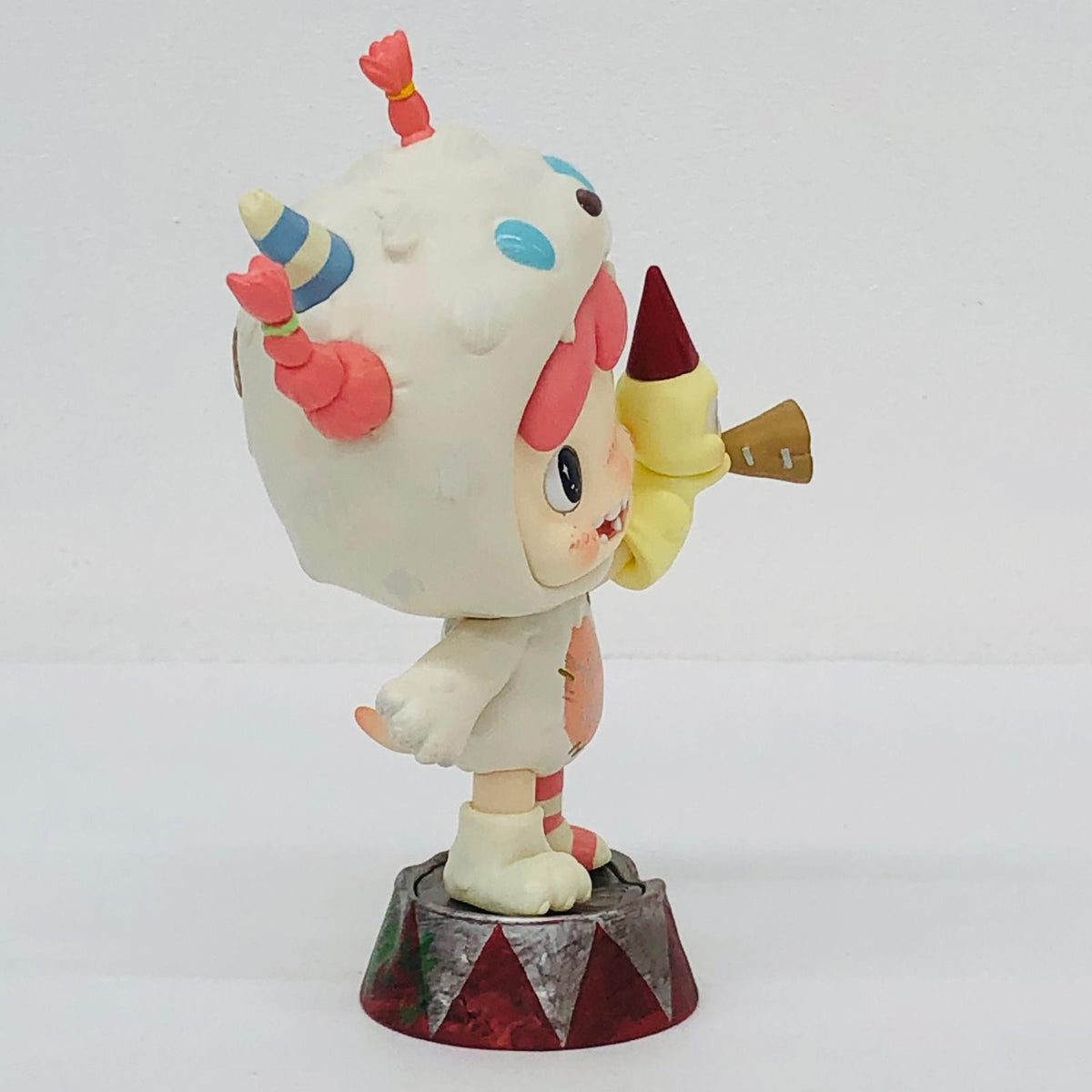 フィギュア Joyful Honks 「POPMART Celebrating the Moment POP MART 15t Joyful Honks Celebrating the Moment POP MART 15th Anniversary シリーズ【フィギュア】【加古川物流】