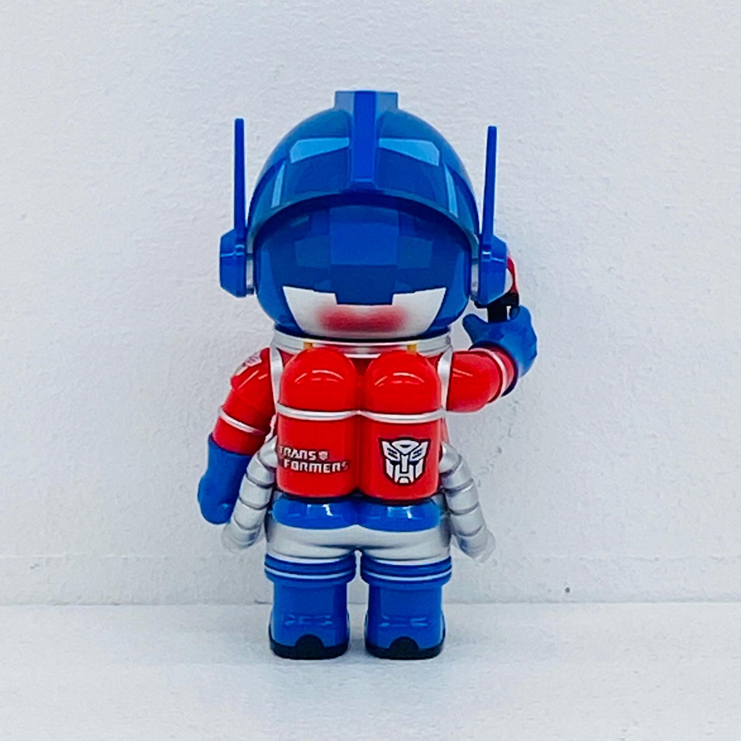 フィギュア Optimus Prime (BASIC) 「POPMART MEGA SPACE MOLLY 100% シリ－ズ」 Optimus Prime (BASIC) MEGA SPACE MOLLY 100%【フィギュア】【加古川物流】