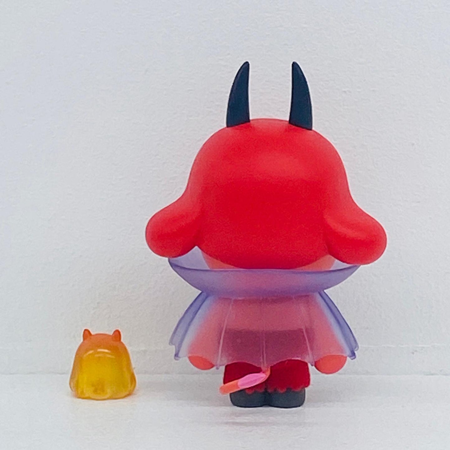 フィギュア BURN BABY BURN POP MART CRY BABY MONSTER TEARS BURN BABY BURN CRY BABY MONSTER TEARS【フィギュア】【加古川物流】