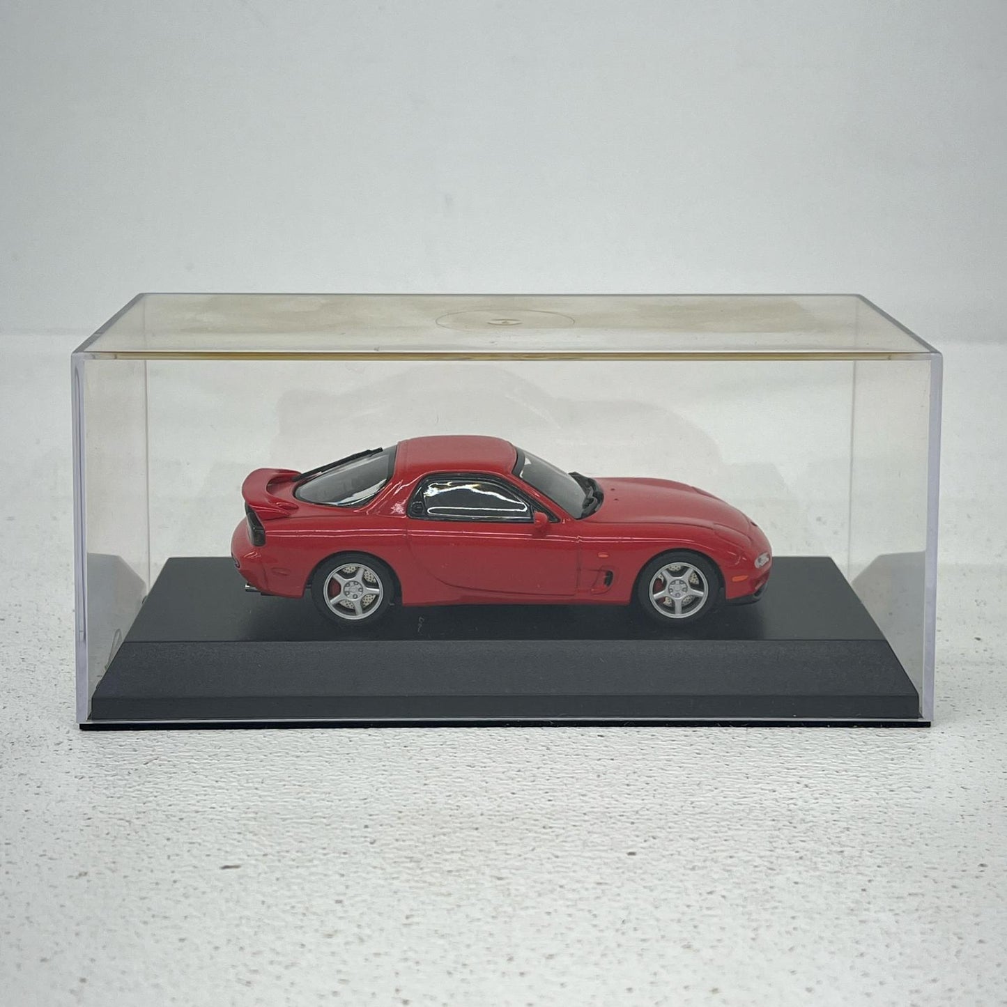 おもちゃ・玩具 1/43 マツダ RX-7 タイプR FD3S 1991(レッド) 「ハウザックシリーズ」 [K03701R] マツダ RX-7 タイプR FD3S 1991 ハウザックシリーズ【加古川物流】