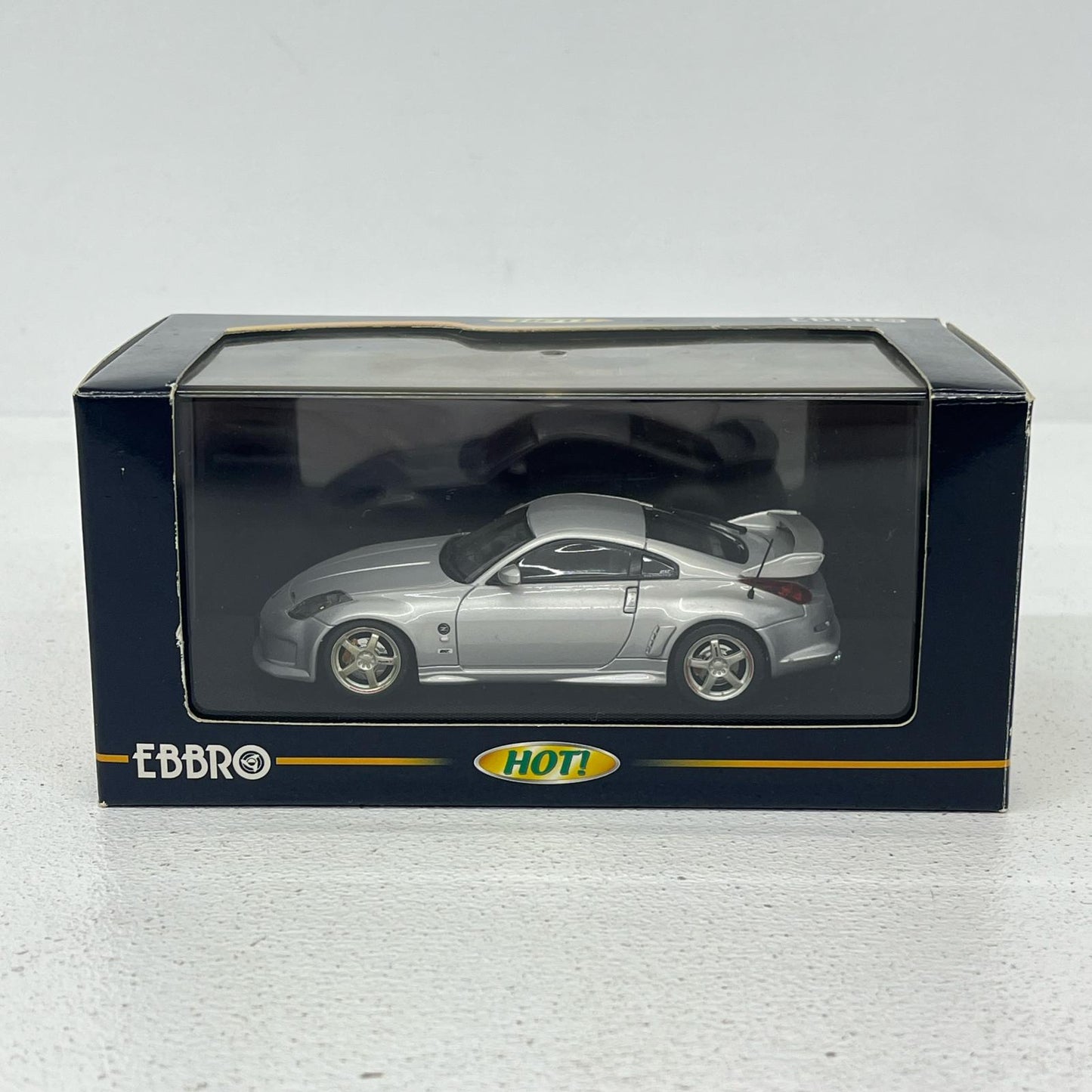 おもちゃ・玩具 1/43ニスモフェアレディZS-TuneGT(シルバー)「HOT!」[43676] ニスモフェアレディZS-TuneGT 1/43スケール 43676【加古川物流】